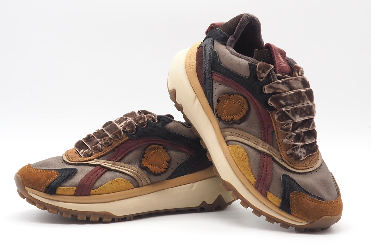 Damen Sneaker aus Leder & Velours in Naturfarben - Chacrona Metta