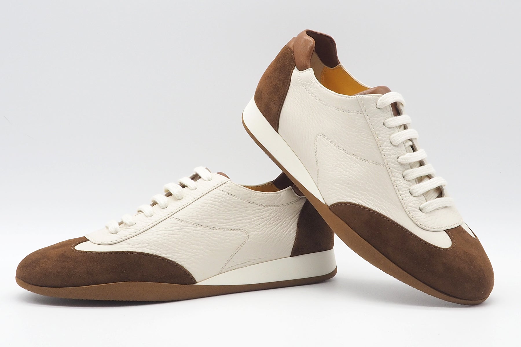 Softer Damen Sneaker aus Velours & Hirschleder in Creme & Braun