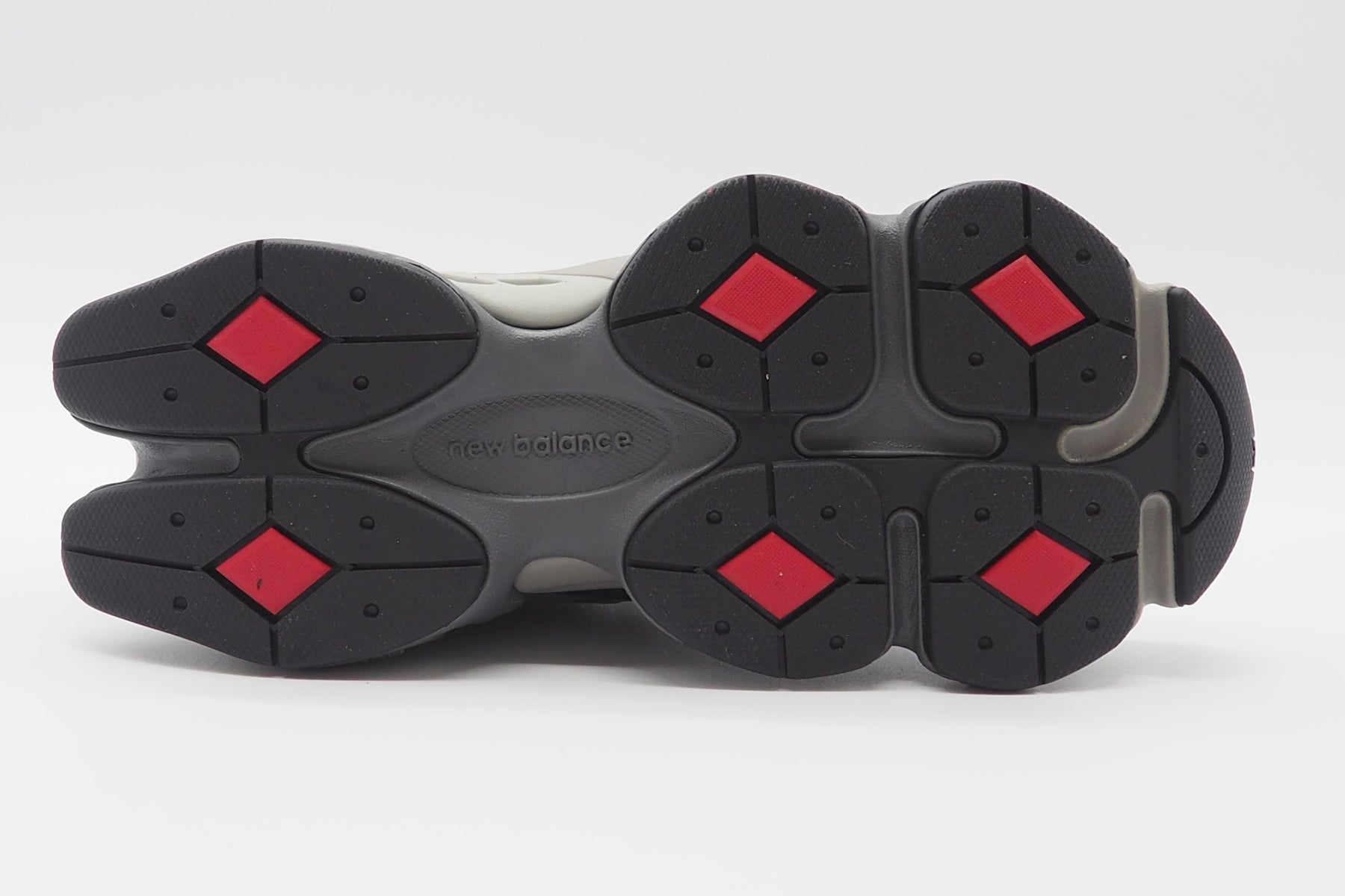 Coole Damen Sneaker U9060BLK aus Veloursleder & Mesh in Schwarz Damen Sneaker New Balance