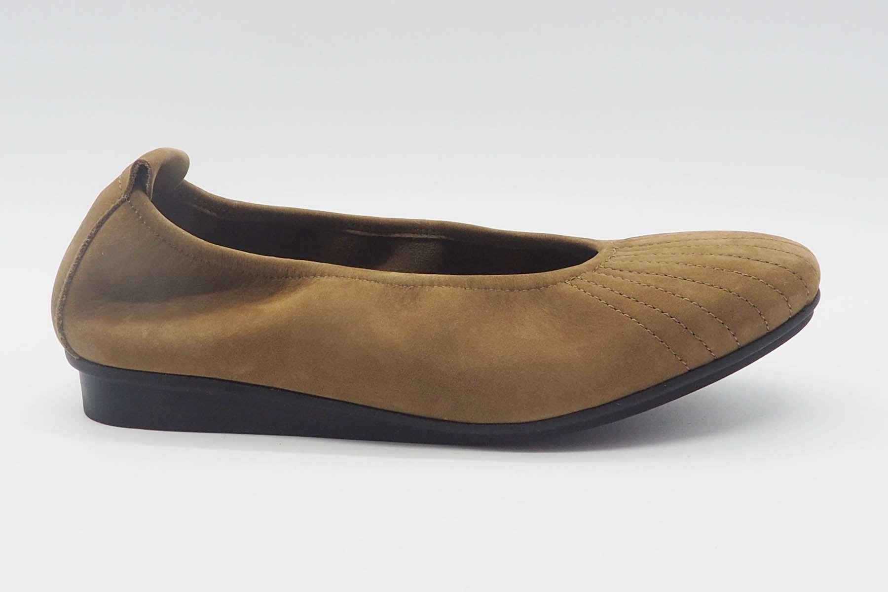 Damen Ballerina aus Nubukleder in Hellbraun mit Naturkautschuksohle - Nikako Damen Ballerinas Arche