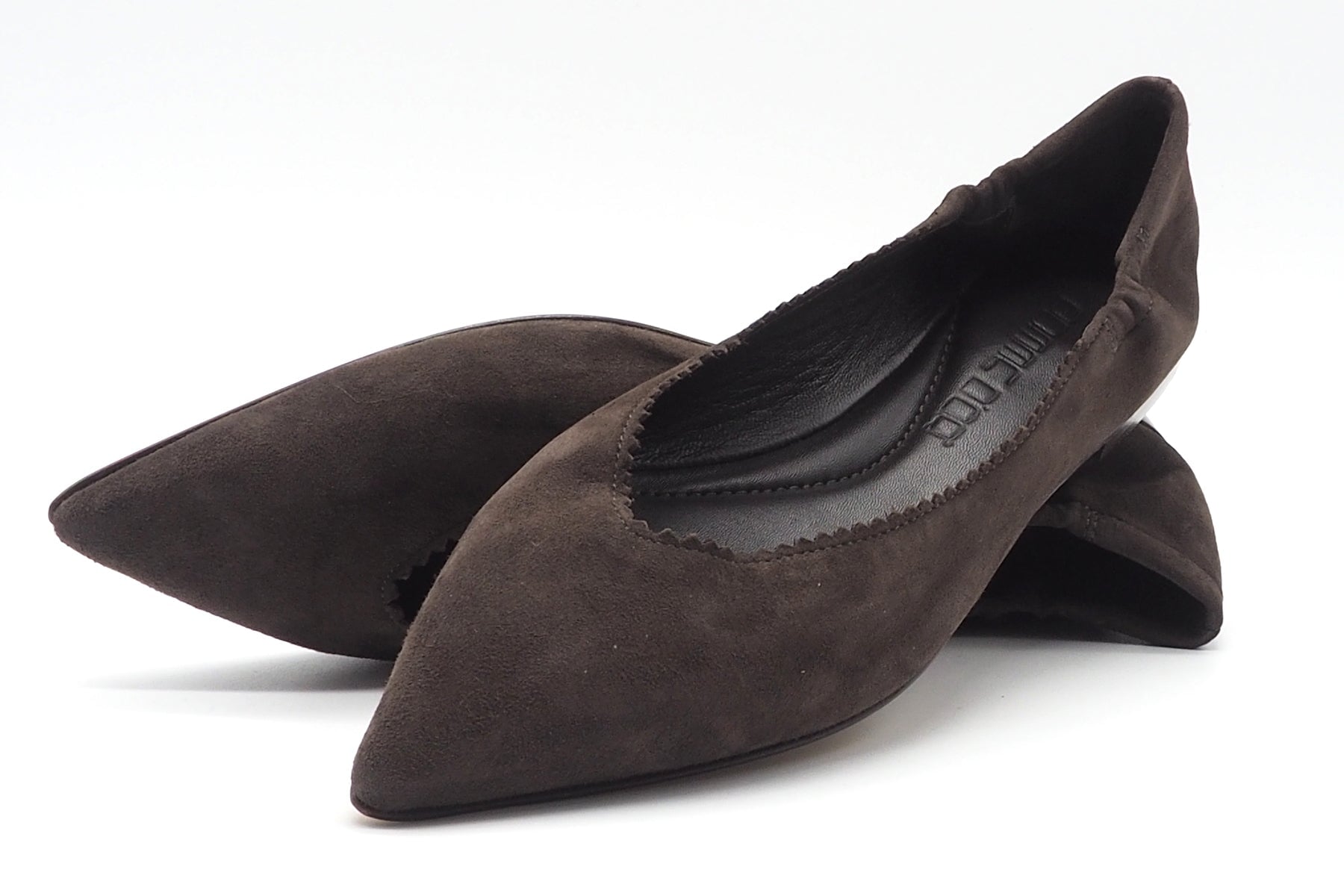 Damen Ballerina aus Velours in Dunkelbraun - spitzer Leisten Damen Ballerinas Pomme D'or
