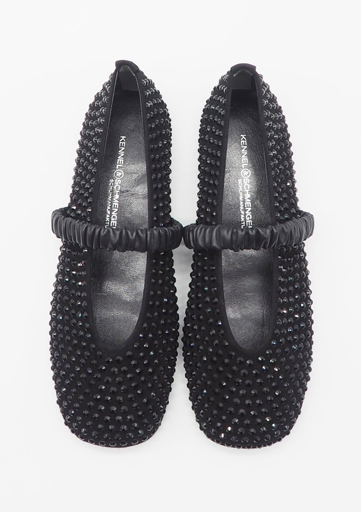 Damen Ballerina in Karreeform aus Veloursleder in Schwarz mit Ristband und Straßsteinen Damen Ballerinas Kennel & Schmenger