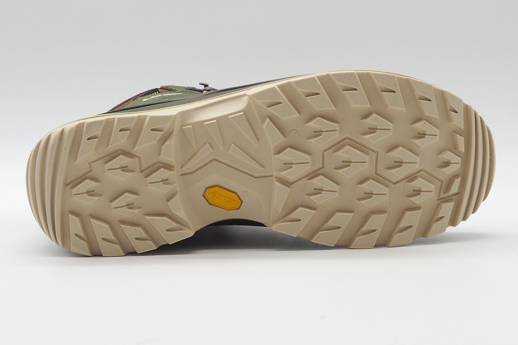 Damen Bergschuh zum Schnüren aus Nubukleder in oliv - Wasserdicht Damen Schnürboots Lowa