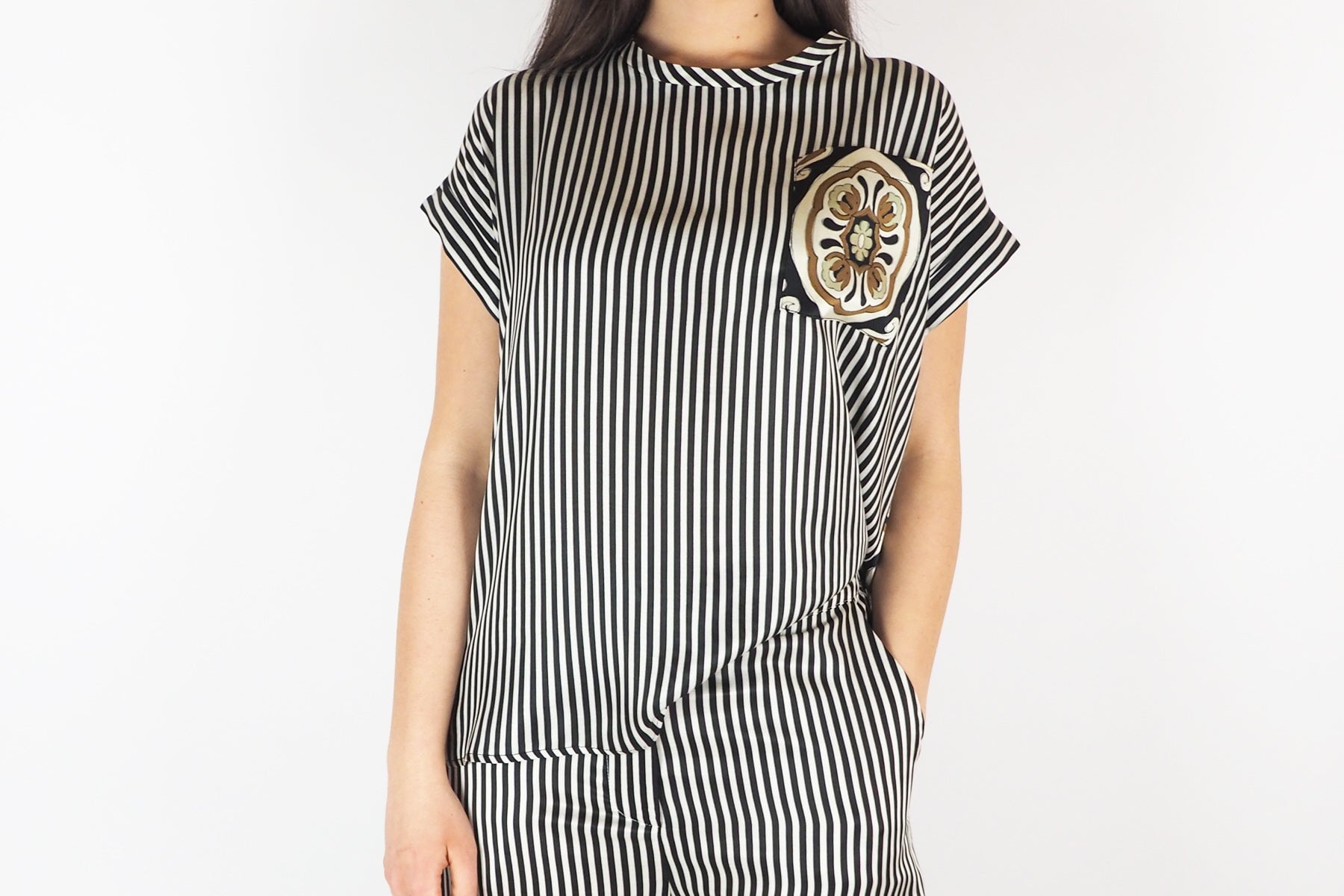 Damen Bluse aus Seide in Schwarz & Creme Damen Bluse SHIRTAPORTER