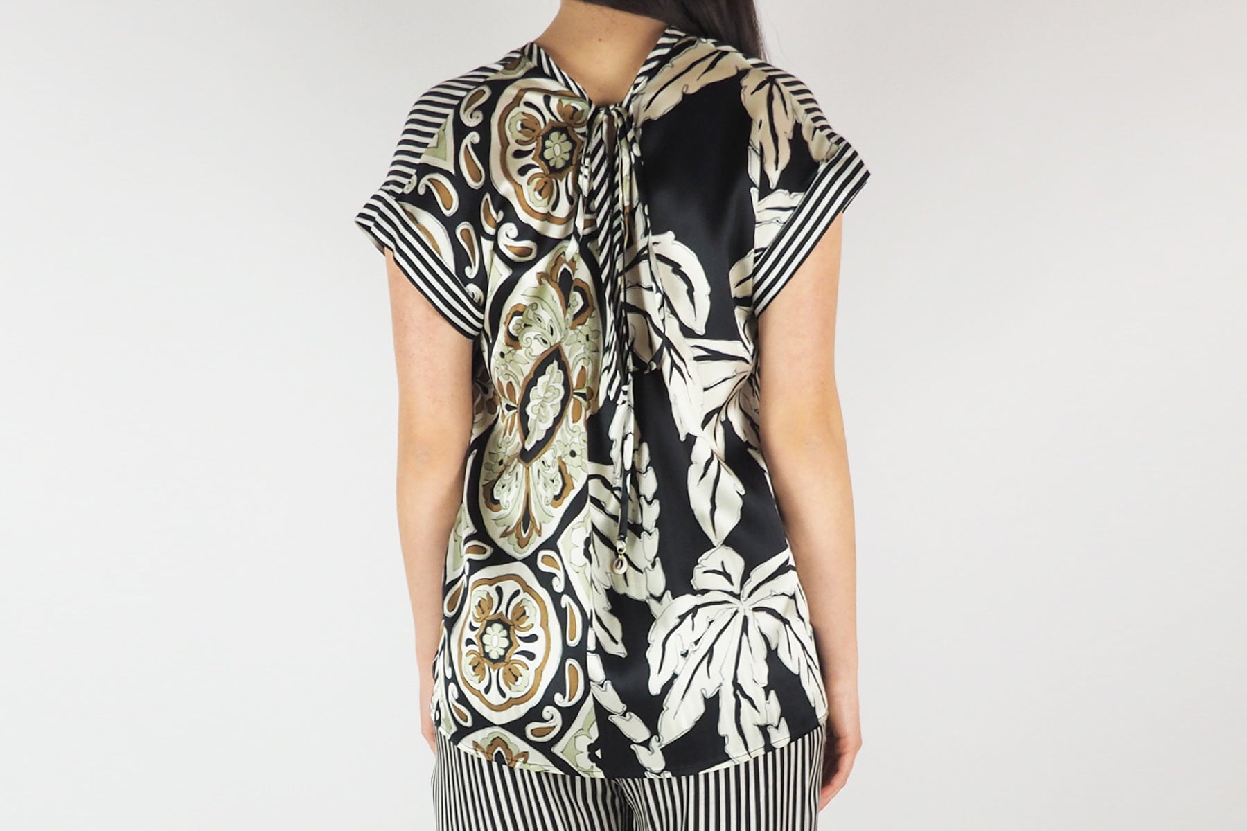 Damen Bluse aus Seide in Schwarz & Creme Damen Bluse SHIRTAPORTER