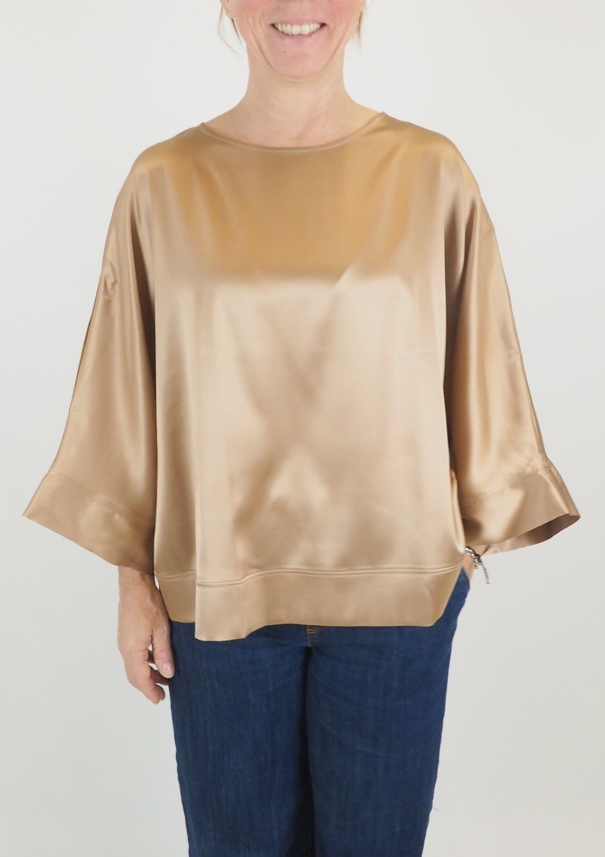 Damen Blusenshirt mit Fledermausärmel aus Seide in Caramel - Lauria Damen Bluse 24 Blooming