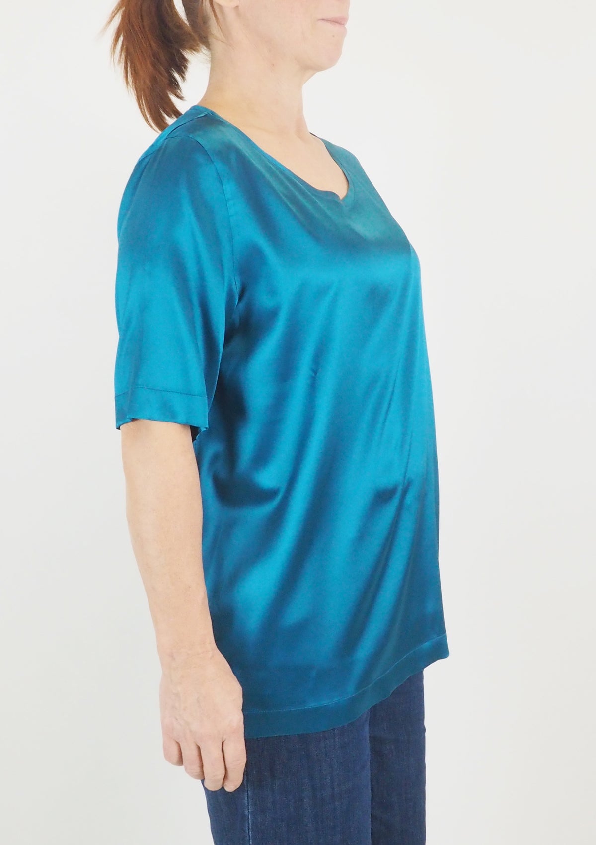 Damen Blusenshirt mit Kurzarm aus Seide in Petrolblau - Fermo Damen Bluse 24 Blooming