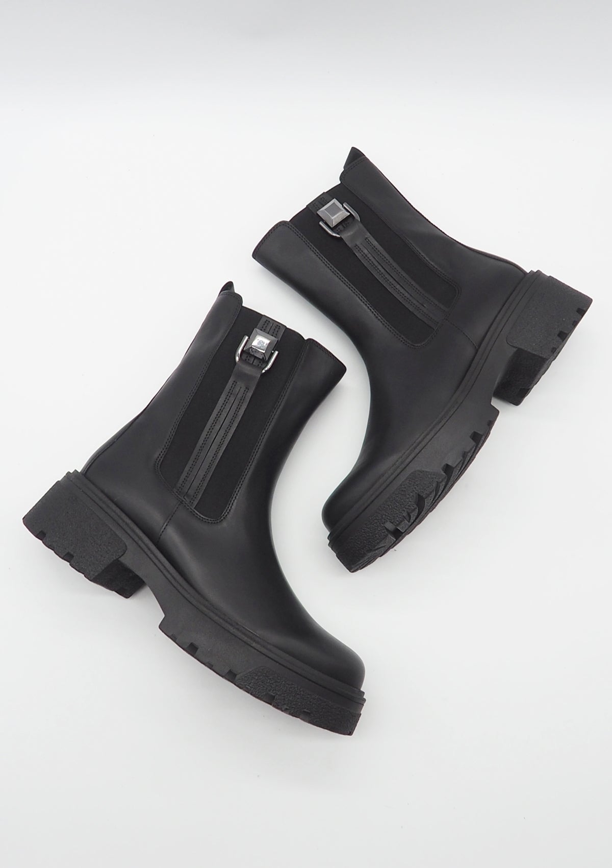 Damen Boot aus Leder in Schwarz auf Profilsohle - Absatz 4,5 cm Damen Boots & Booties Gabor