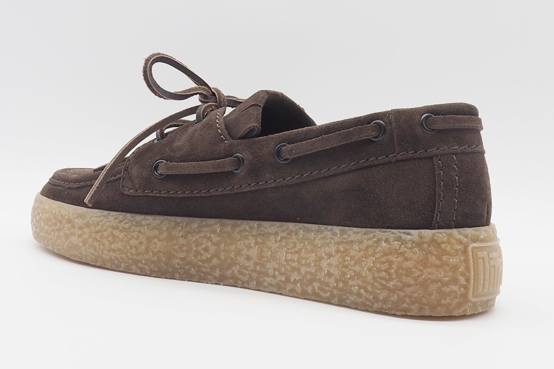 Damen Bootsschuh aus Veloursleder in Braun mit Kreppsohle & Fransen Damen Loafers & Schnürer Kennel & Schmenger