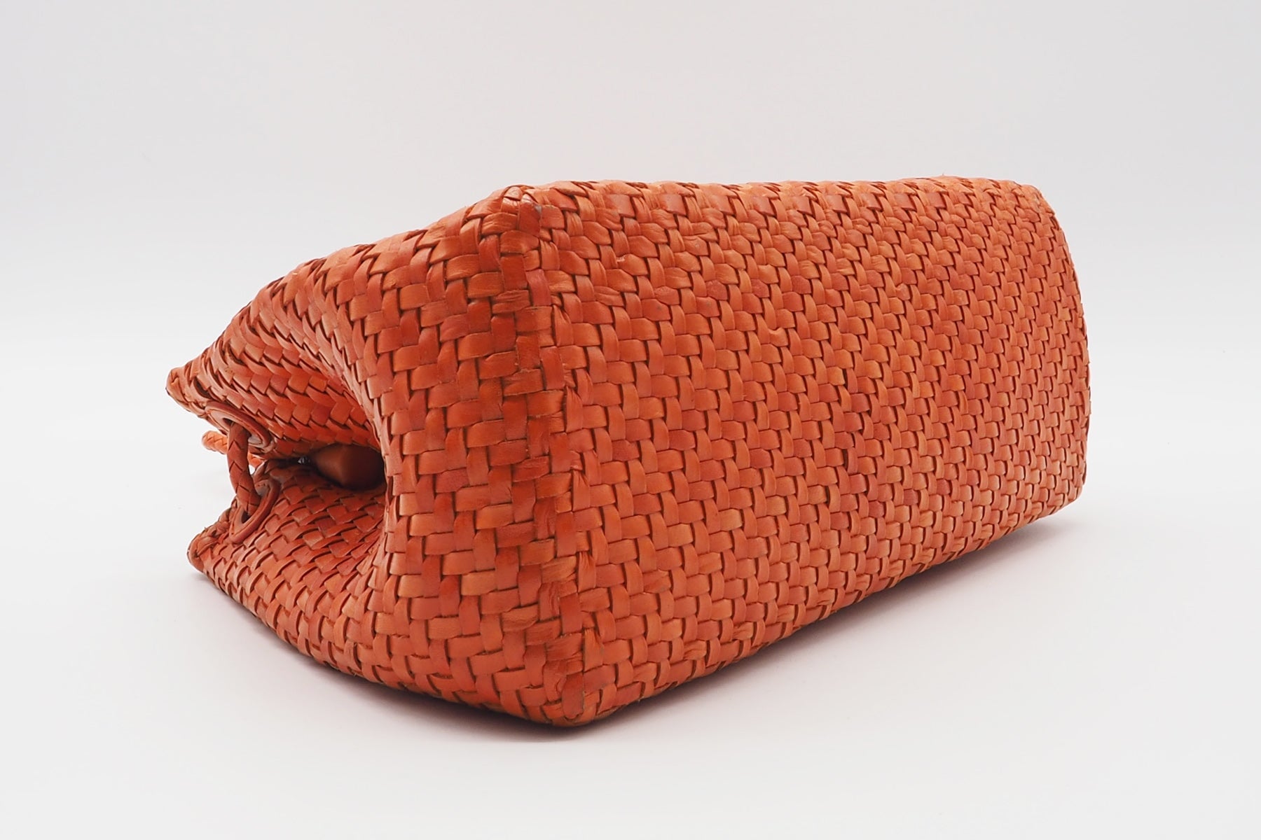 Damen Crossbody aus gewebten Leder in Orange - Scarlet DJ Orange Taschen Crossbody & Schultertasche Allan K