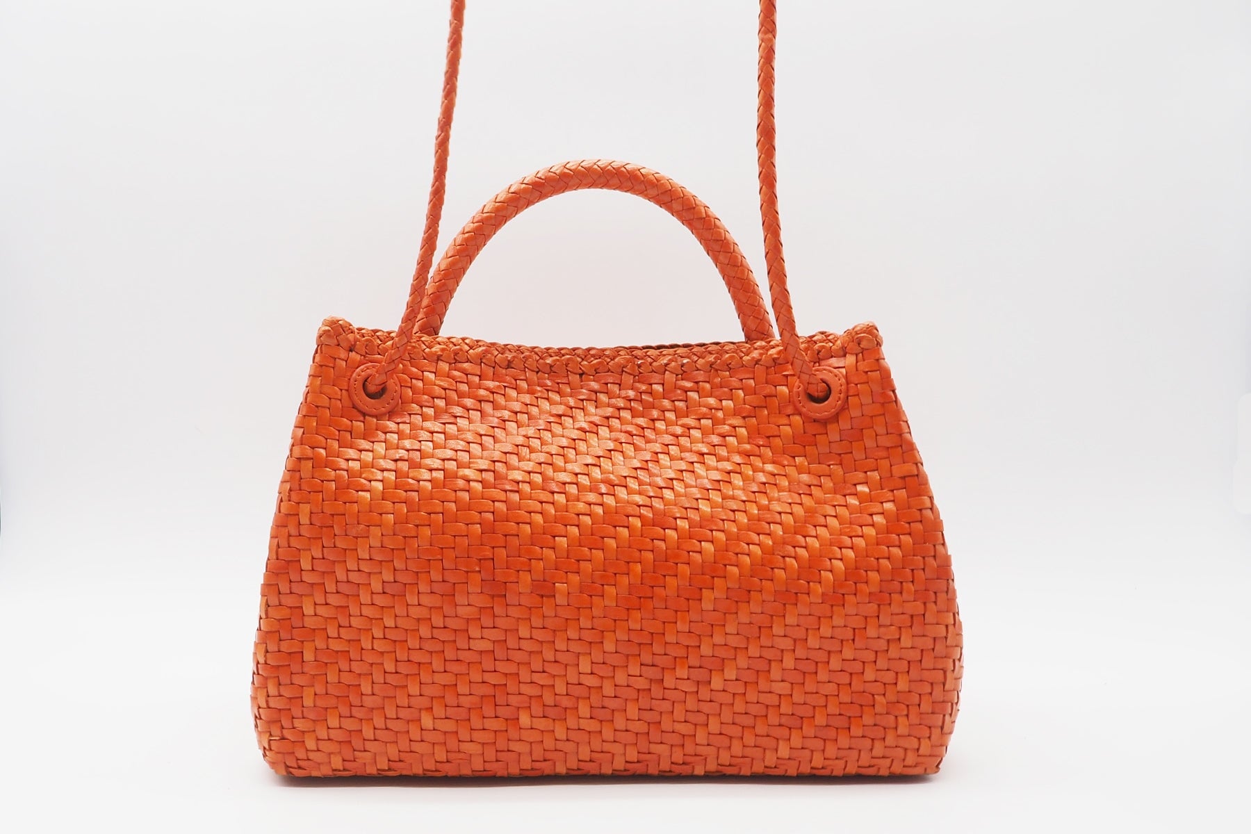 Damen Crossbody aus gewebten Leder in Orange - Scarlet DJ Orange Taschen Crossbody & Schultertasche Allan K