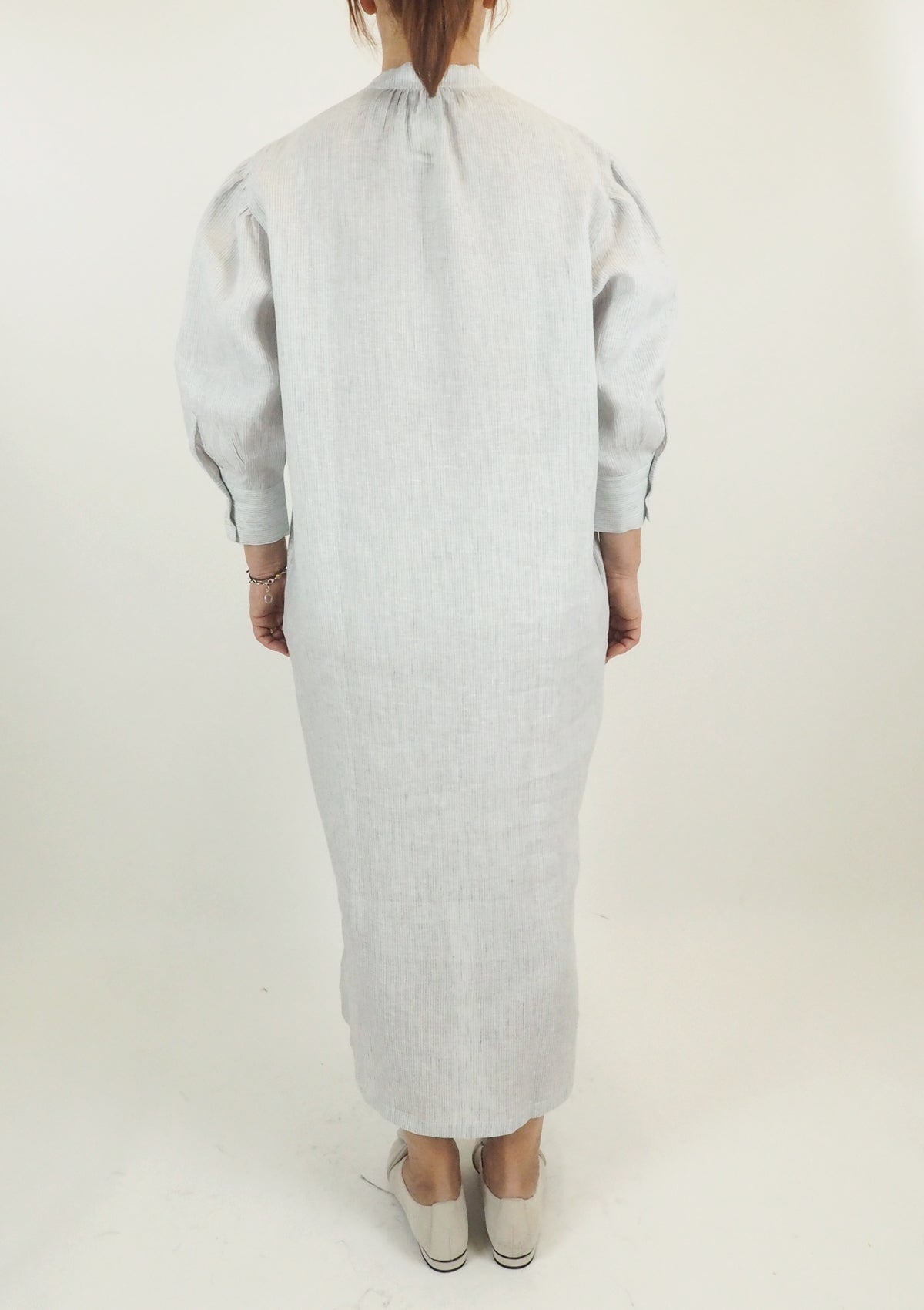 Damen Hemdblusenkleid aus Leinen in Grau & Weiss gestreift - Asolo Damen Kleid 24 Blooming