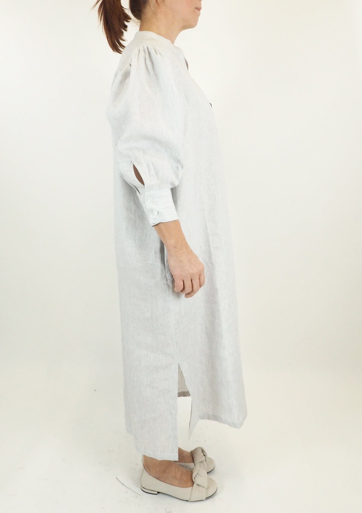 Damen Hemdblusenkleid aus Leinen in Grau & Weiss gestreift - Asolo Damen Kleid 24 Blooming