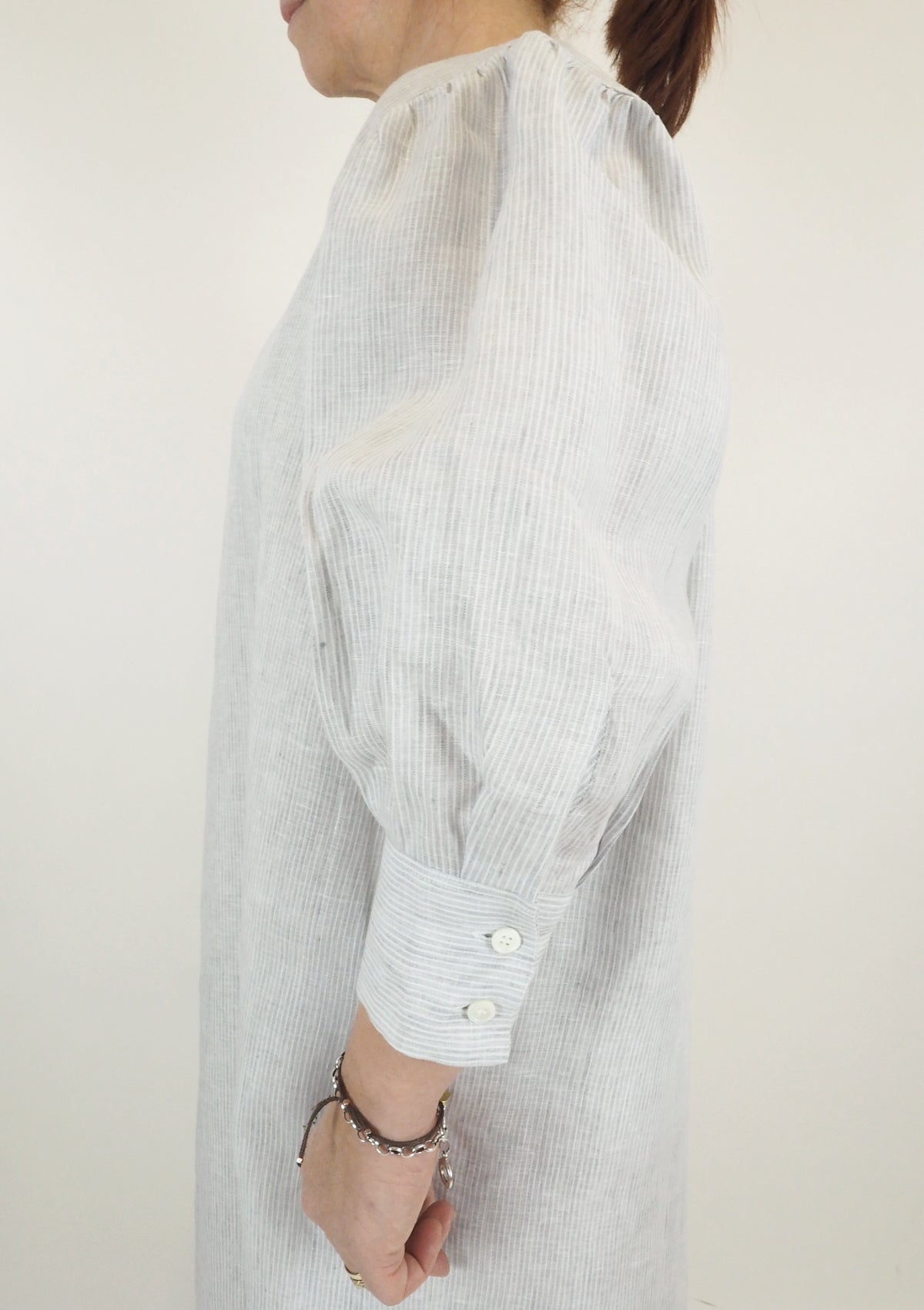 Damen Hemdblusenkleid aus Leinen in Grau & Weiss gestreift - Asolo Damen Kleid 24 Blooming