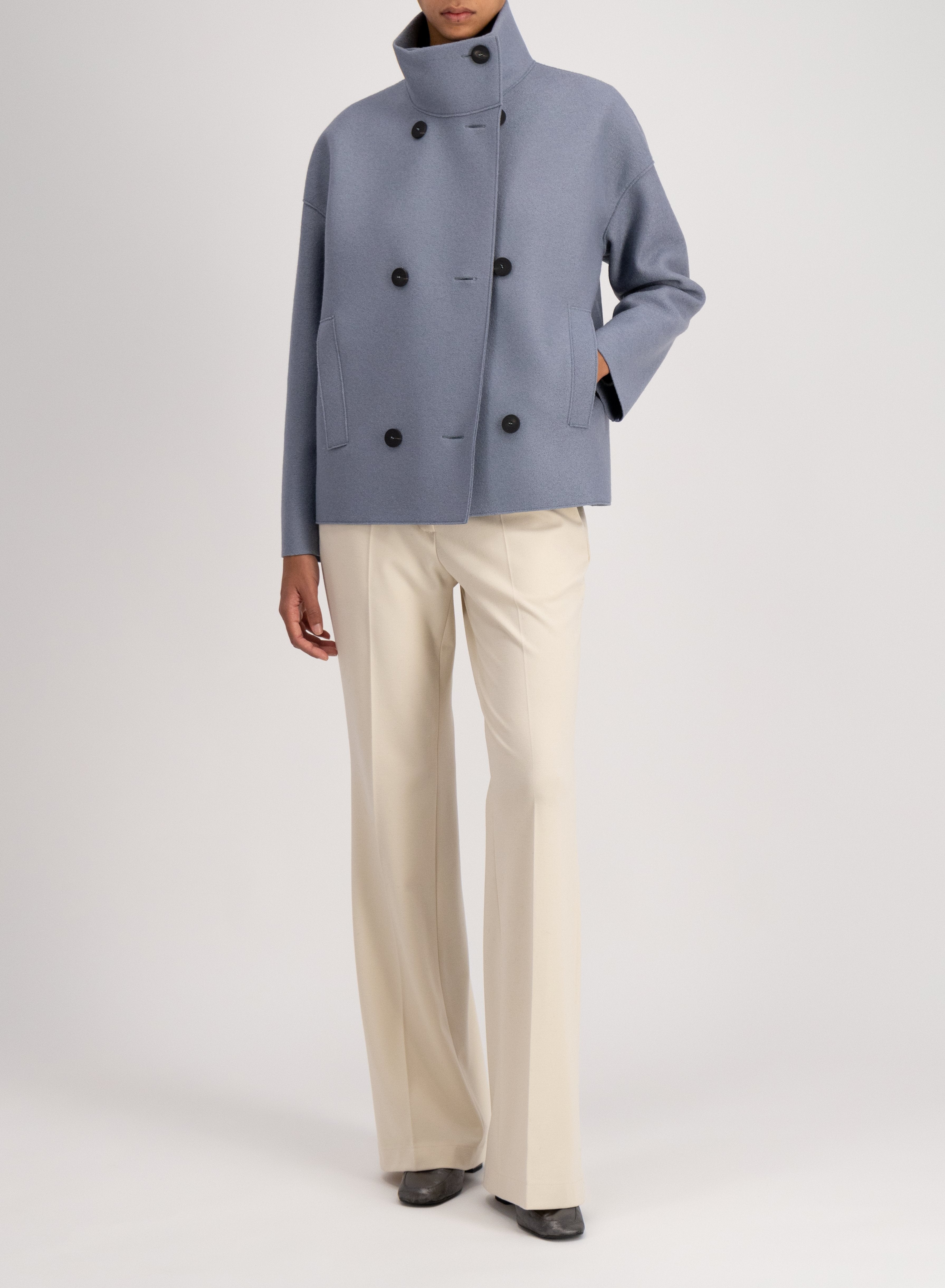 Damen Jacke aus gepresster Wolle in Grau mit Stehkragen - Doppelreiher Damen Jacke Harris Wharf London