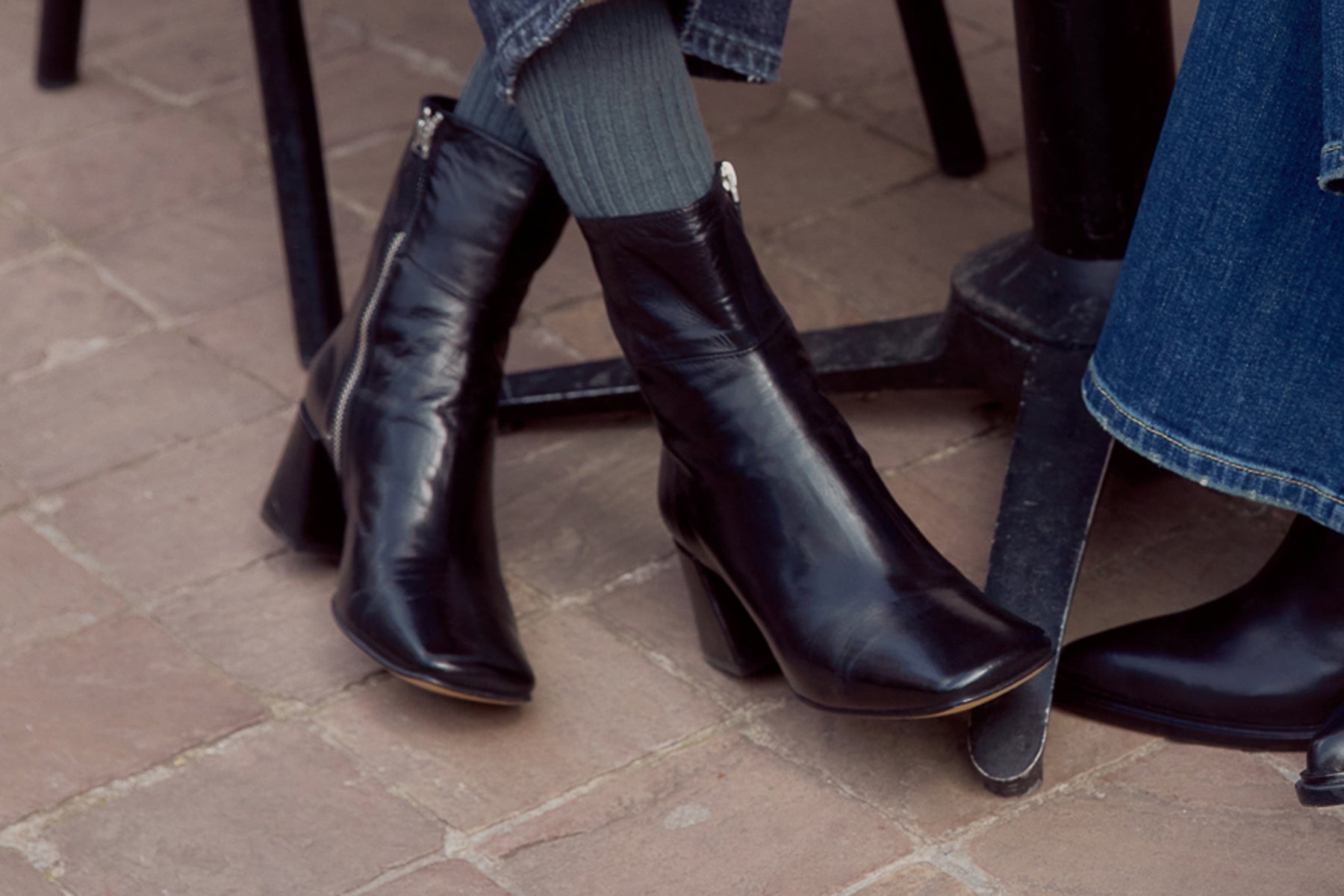 Damen Karree-Stiefelette aus Handschuhweichem Leder in Schwarz - Absatz 6cm Damen Stiefeletten Pomme D'or