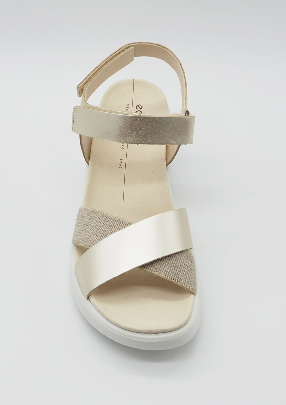 Damen Keilsandale in Leder Gold - mit Fußbett Damen Sandale Ecco