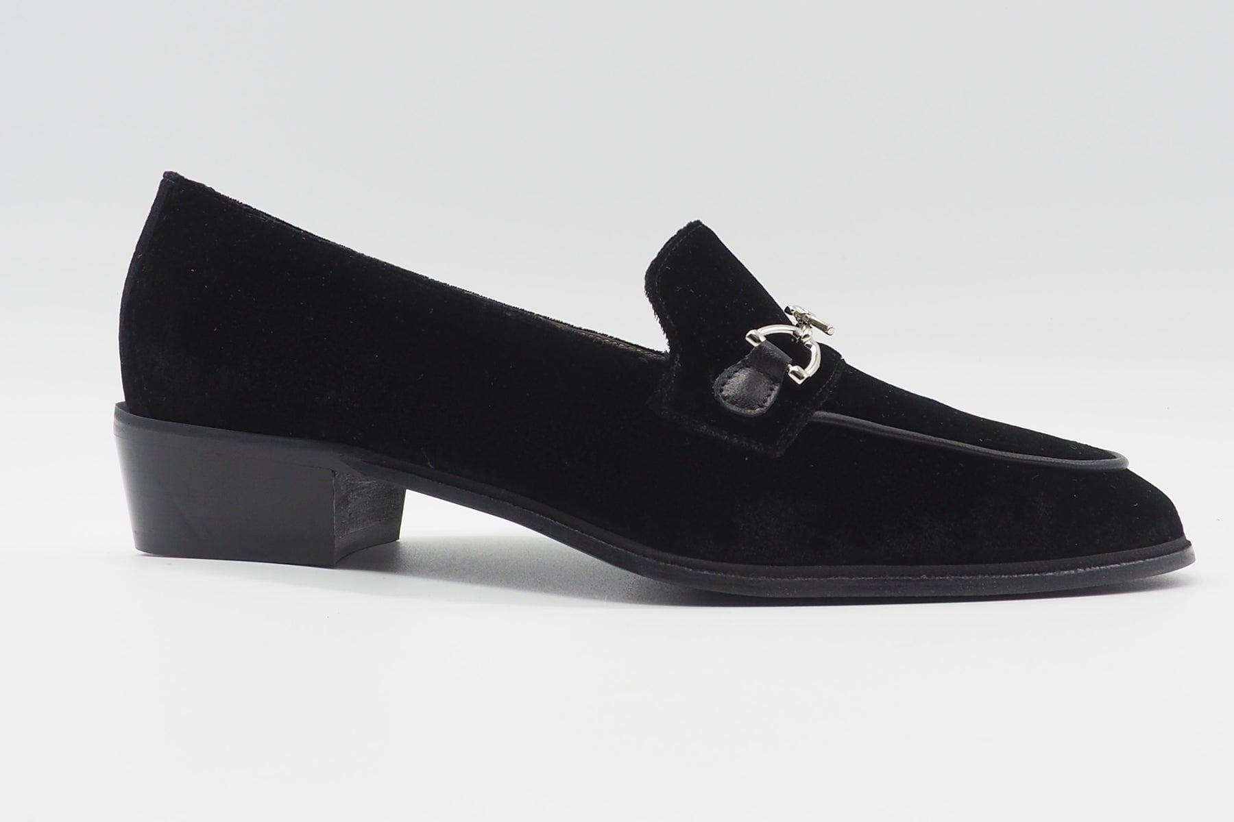 Damen Loafer aus Samt in Schwarz - 3cm Absatz Damen Pumps & Slings Roberto Festa