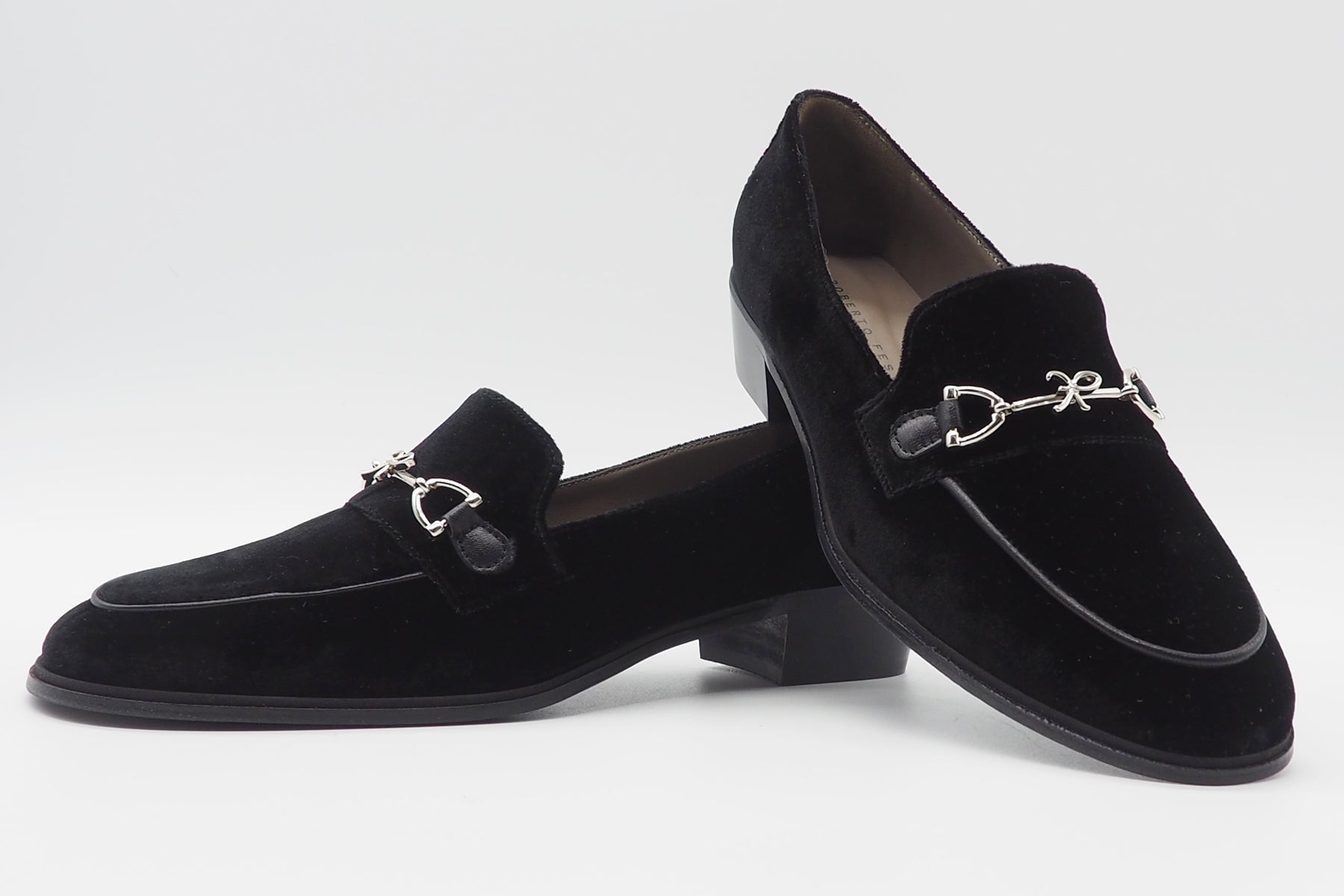 Damen Loafer aus Samt in Schwarz - 3cm Absatz Damen Pumps & Slings Roberto Festa