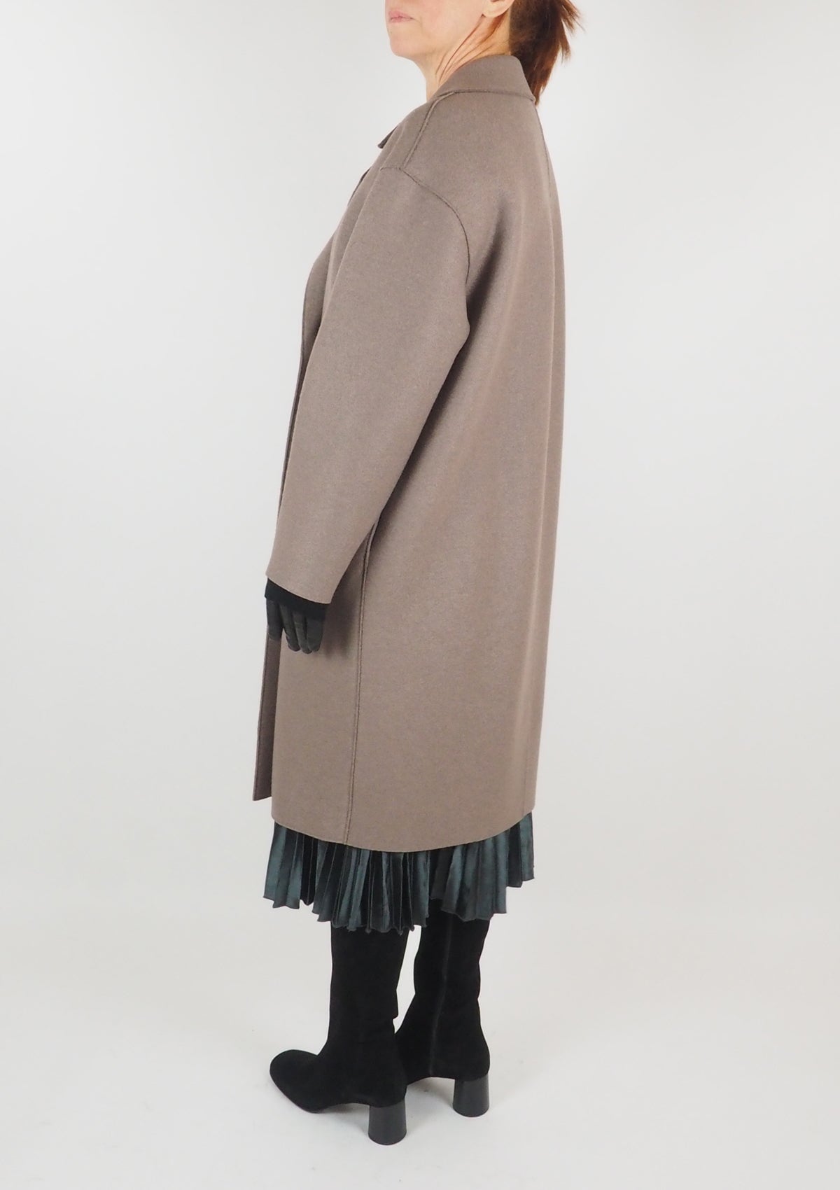 Damen Mantel im Oversized Look aus gepresster Wolle - Taupe Damen Mantel Harris Wharf London