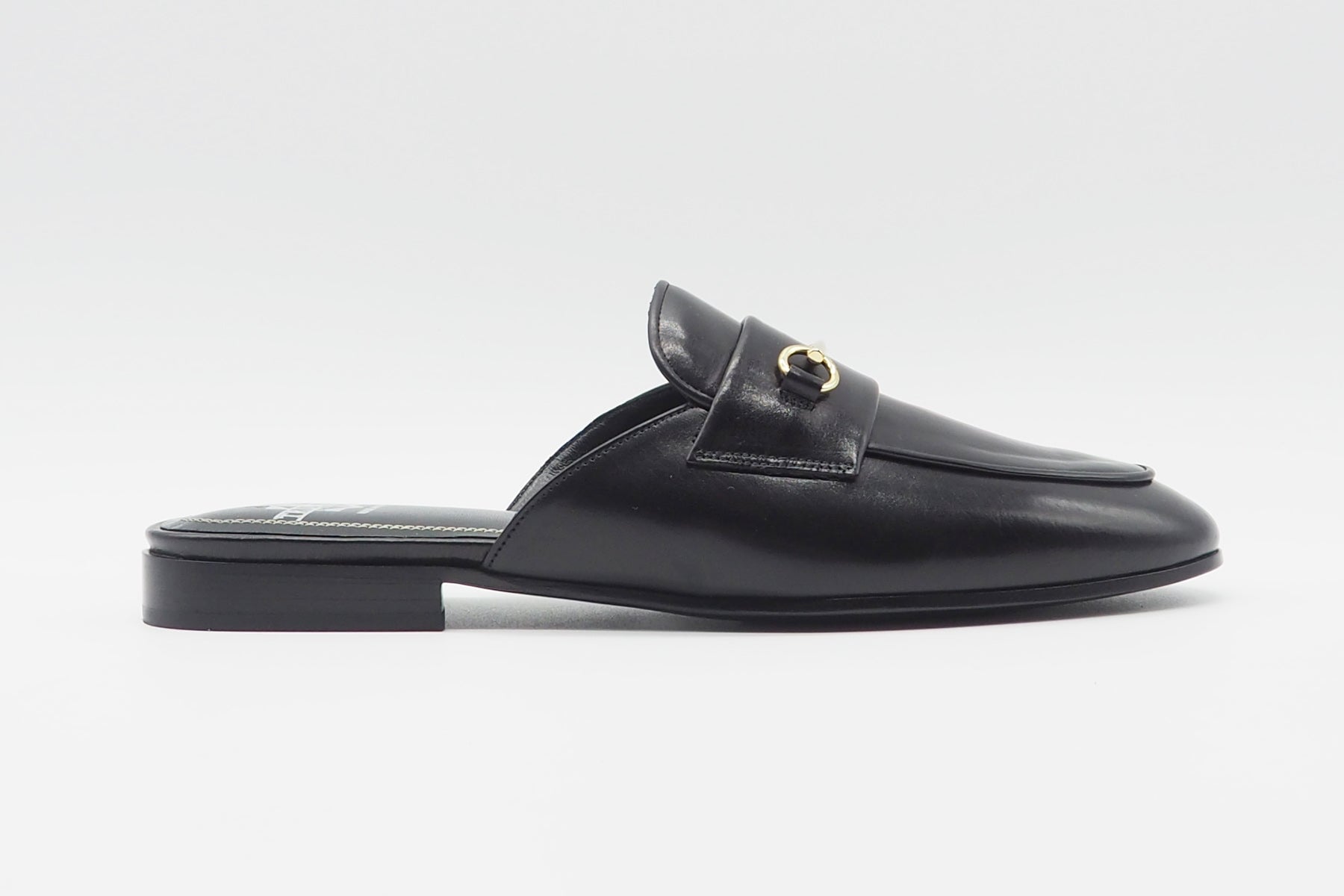 Damen Mules aus Leder in Schwarz - Absatz 1cm Damen Mules & Sabots Truman´s