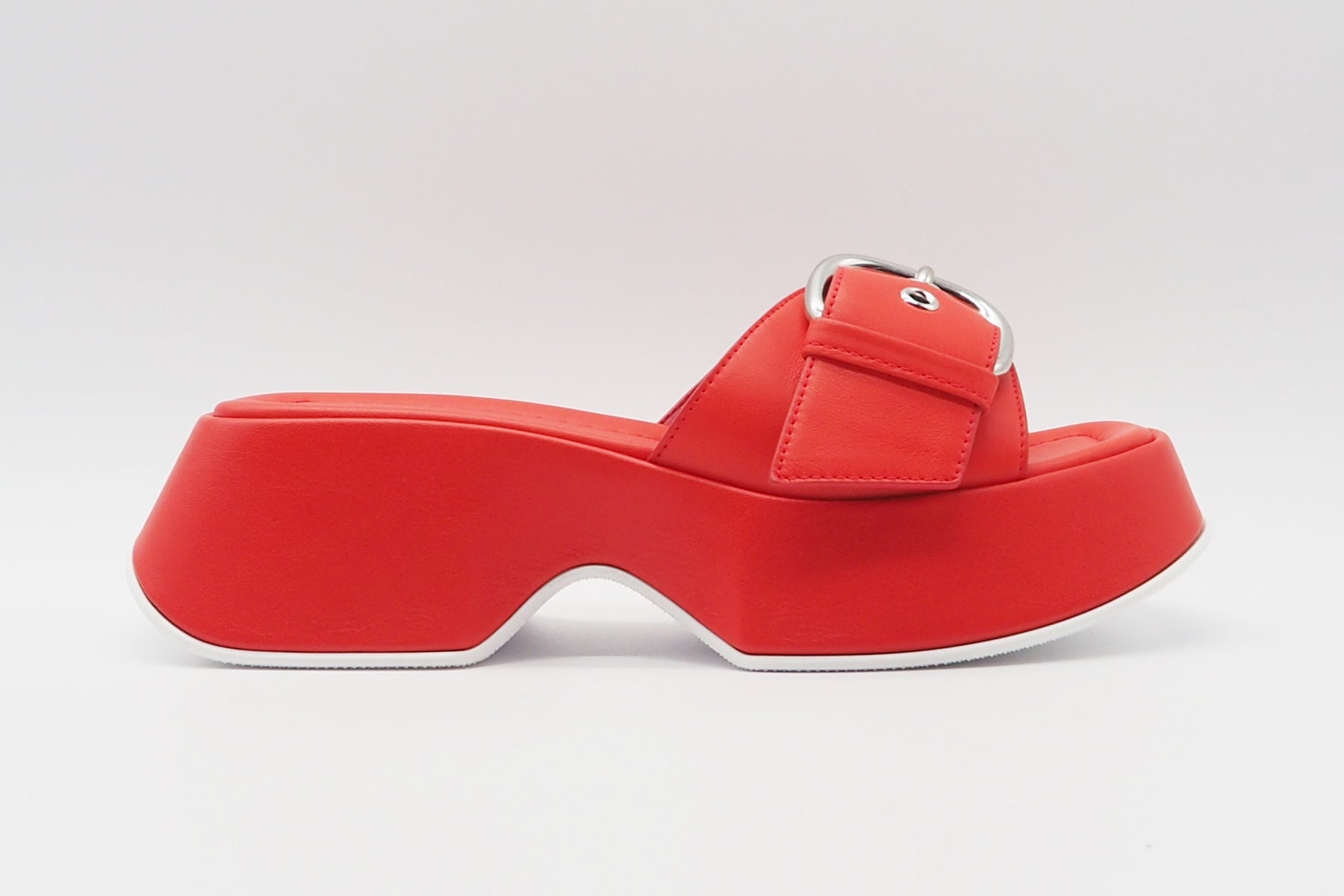 Damen Pantoffel aus Leder in Rot - Absatz 2cm Damen Mules & Sabots Vic Matié