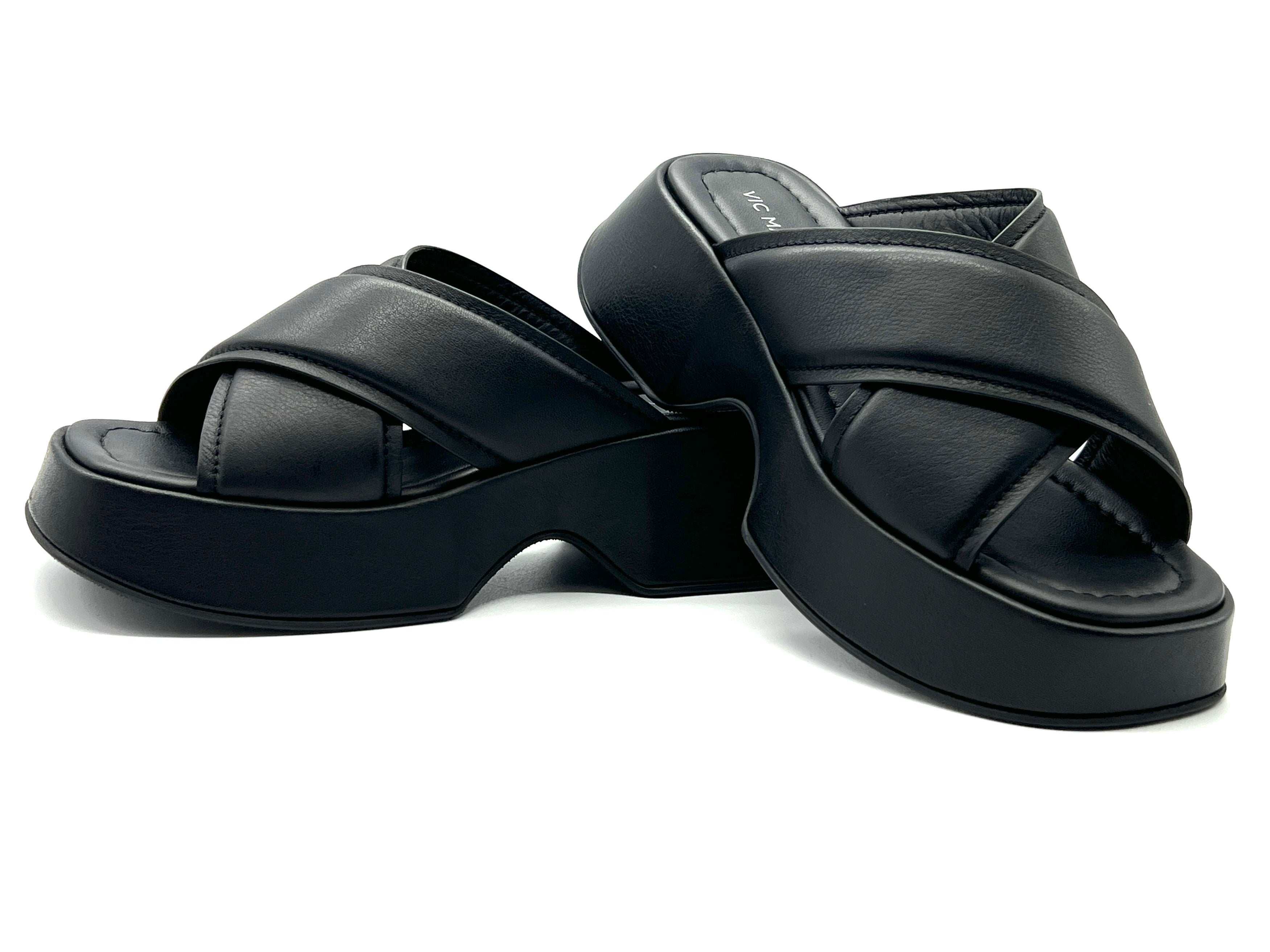 Damen Pantoffel aus Leder in Schwarz mit Kreuzbandage Damen Mules & Sabots Vic Matié