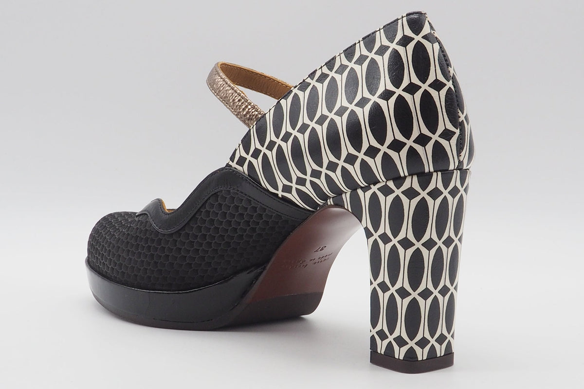 Damen Plateau Pumps mit Ristspange aus Leder in Schwarz und Weiß - Lareto Damen Pumps & Slings Chie Mihara