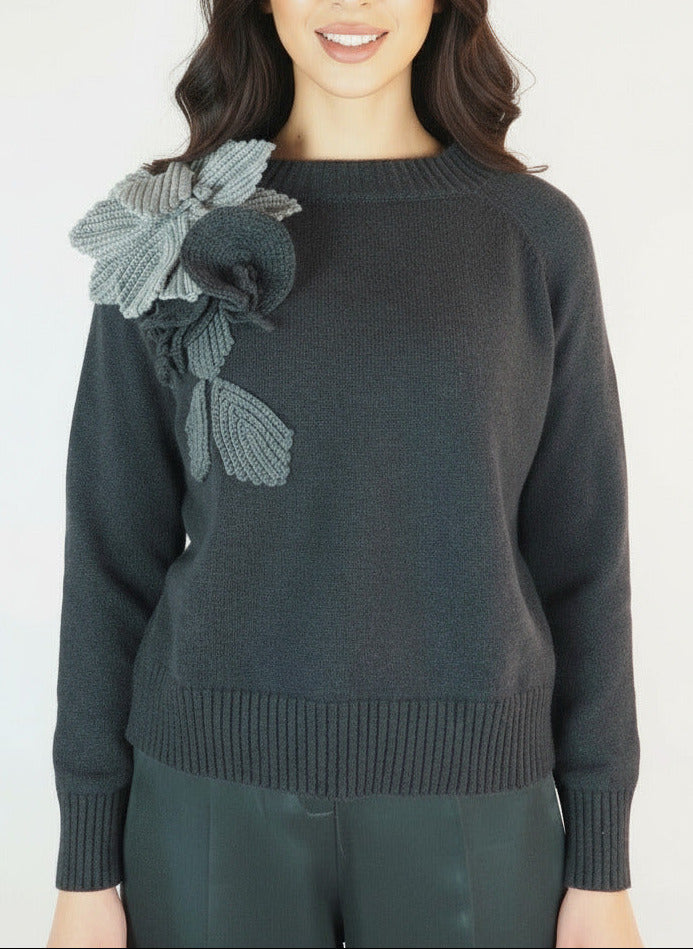 Damen Pullover mit Häkelblüten in Grau Damen Pullover Psophia