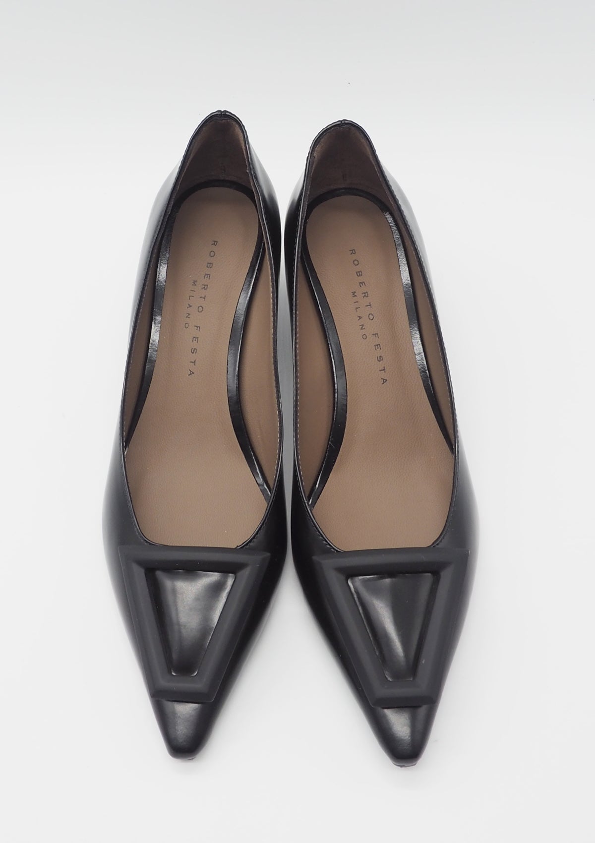 Damen Pumps aus Glanzleder in Schwarz Damen Pumps & Slings Roberto Festa