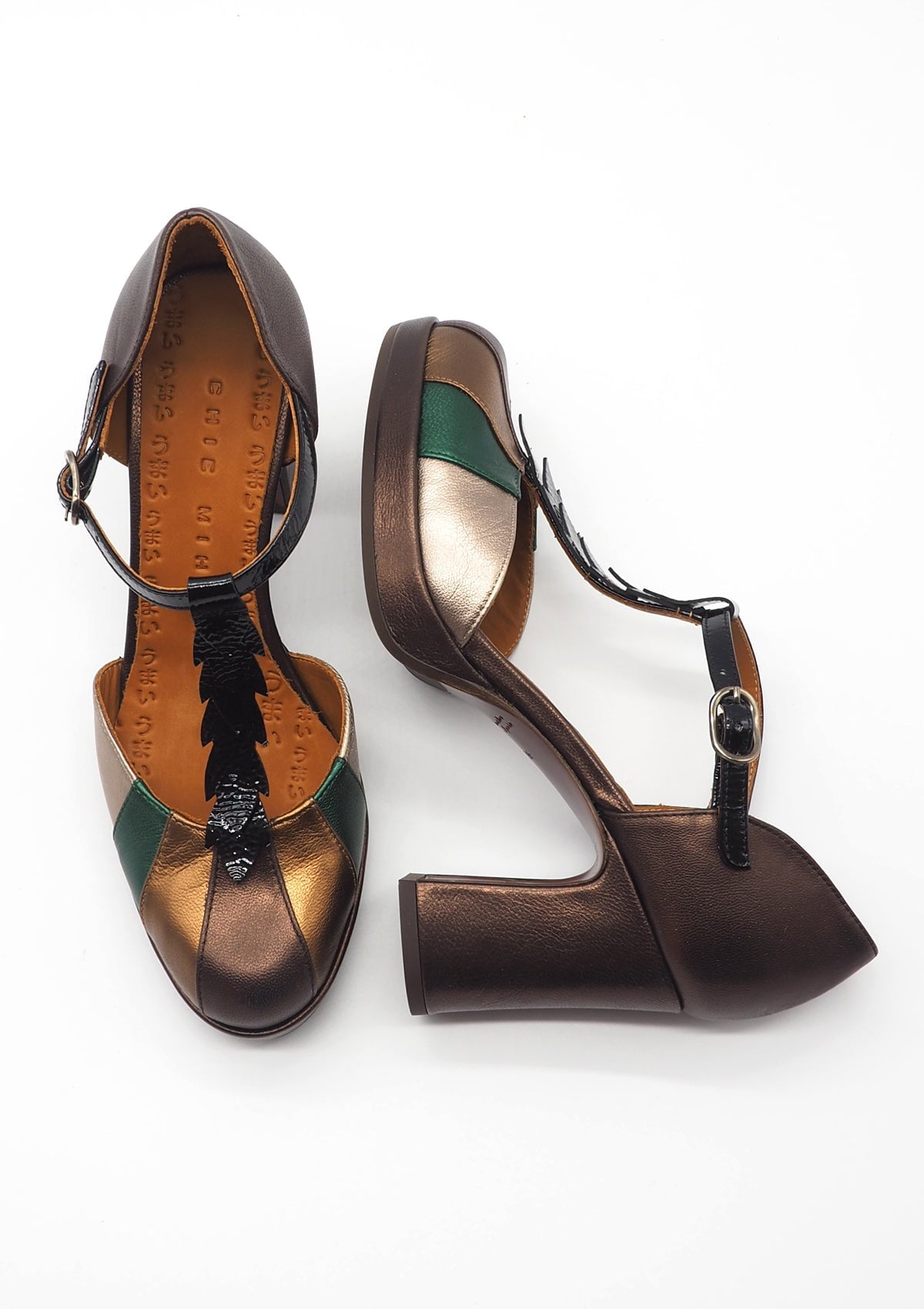 Damen Pumps mit T-Spange in Bronce mit Plateau Damen Loafers & Schnürer Chie Mihara