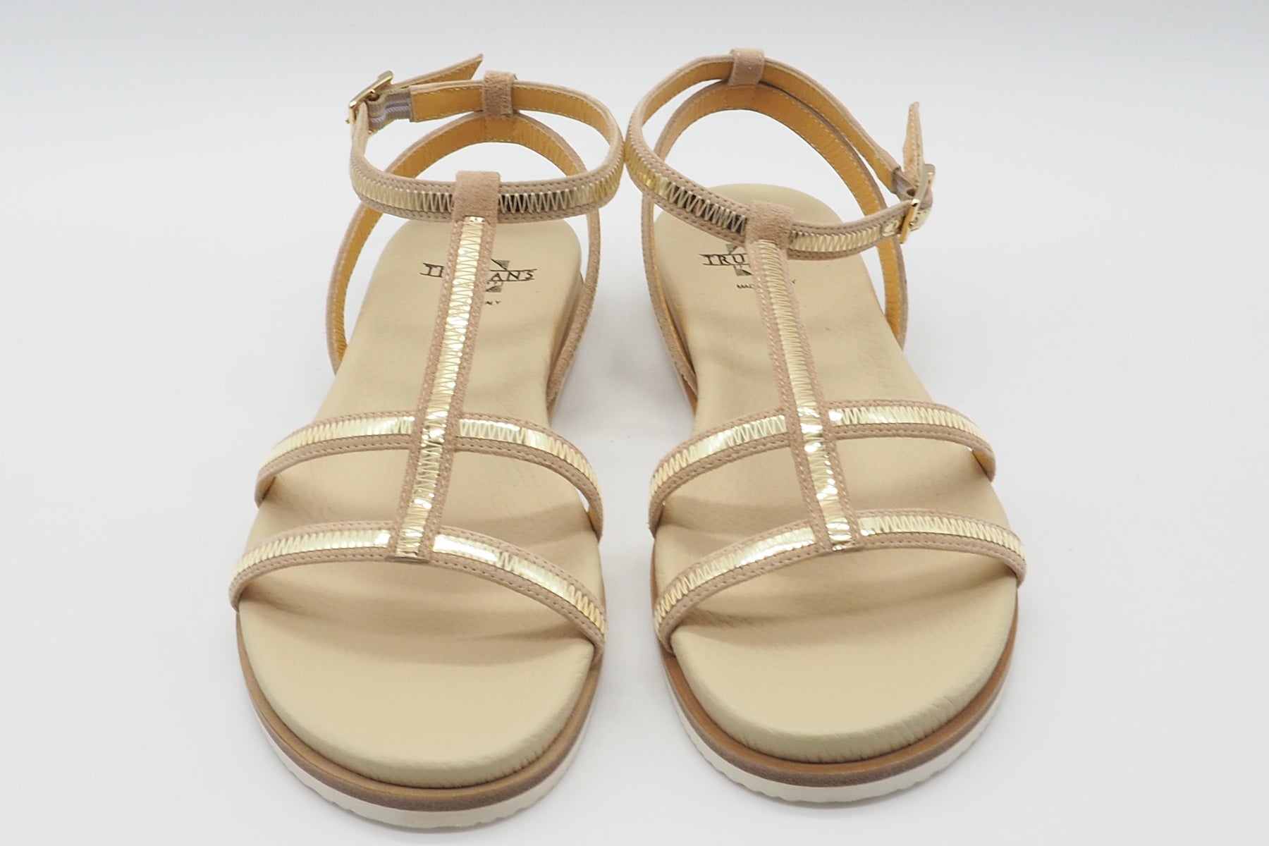 Damen Riemchensandale aus Leder mit weichem Fußbett in Gold & Beige Damen Sandalen Truman´s