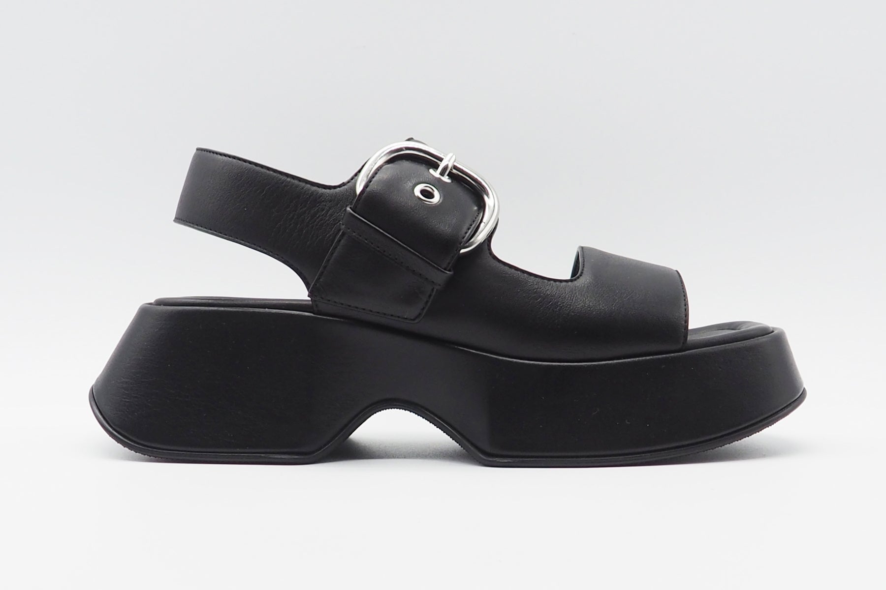 Damen Sandale aus Glattleder in Schwarz - Absatz 2cm Damen Sandalen Vic Matié