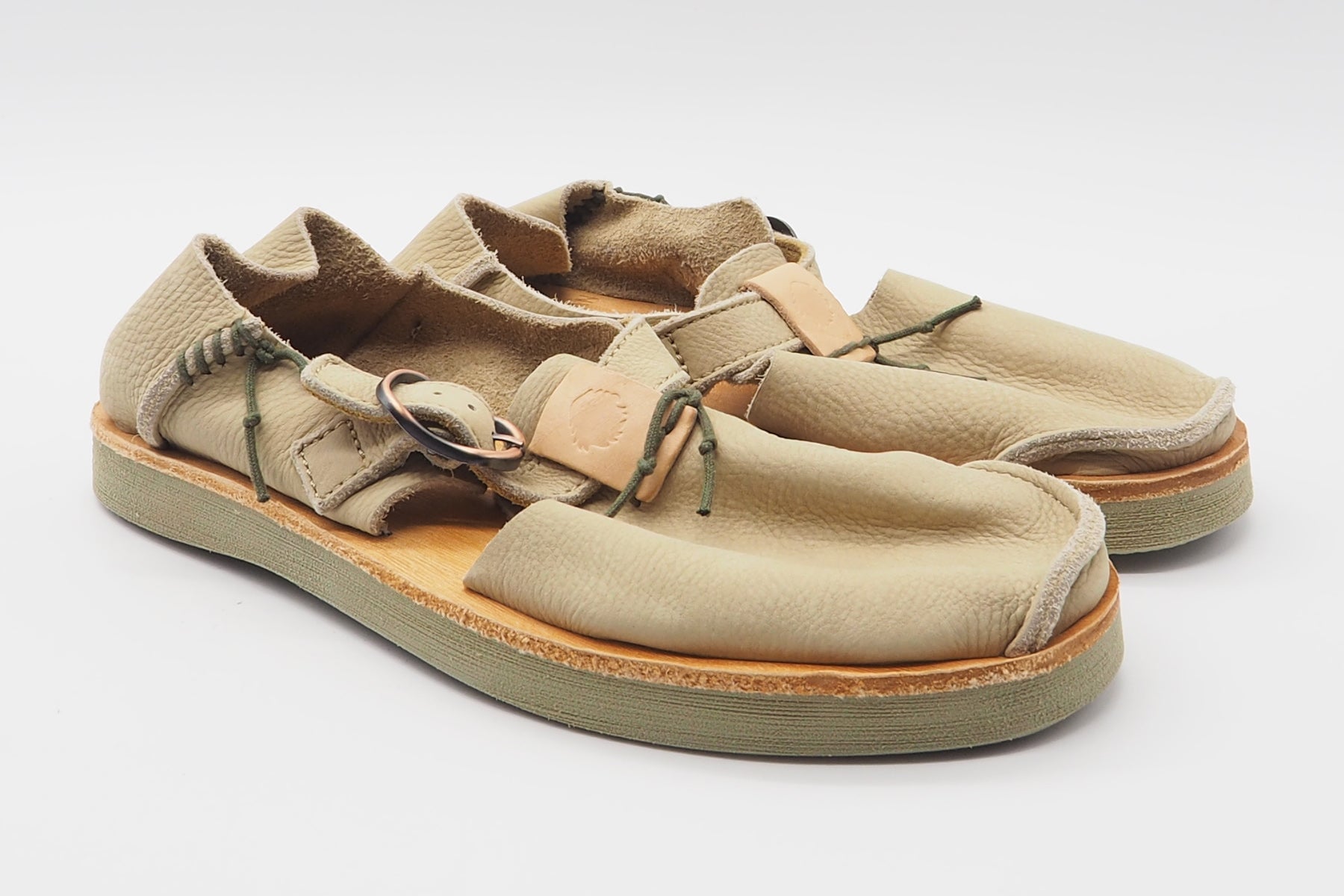 Damen Sandale aus Leder in Sand - Benirras - Zehengeschlossen Damen Sandalen Satorisan