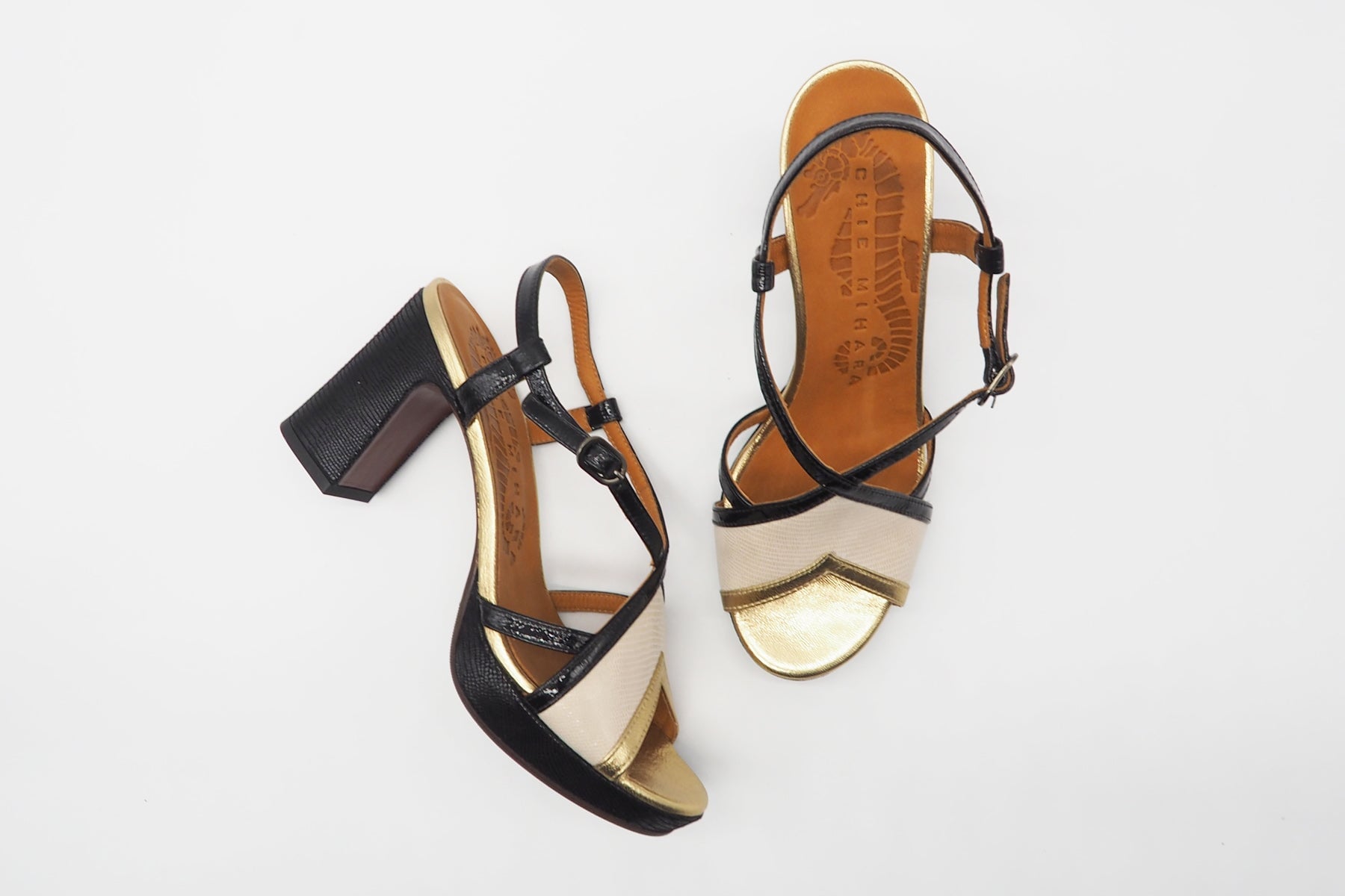 Damen Sandale aus Leder in Schwarz & Beige - Kat - Absatz 9cm Damen Sandalen Chie Mihara