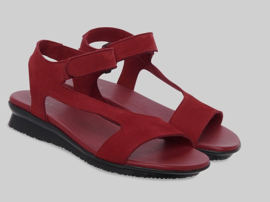 Damen Sandale aus Metallicleder in Kaminrot - Auhako - Absatz 3cm Damen Sandalen Arche