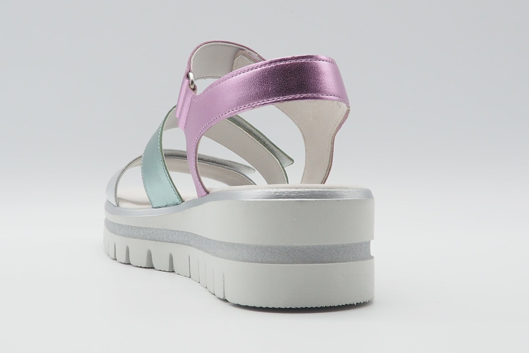 Damen Sandale aus Metallicleder in Multicolor Damen Sandalen Gabor