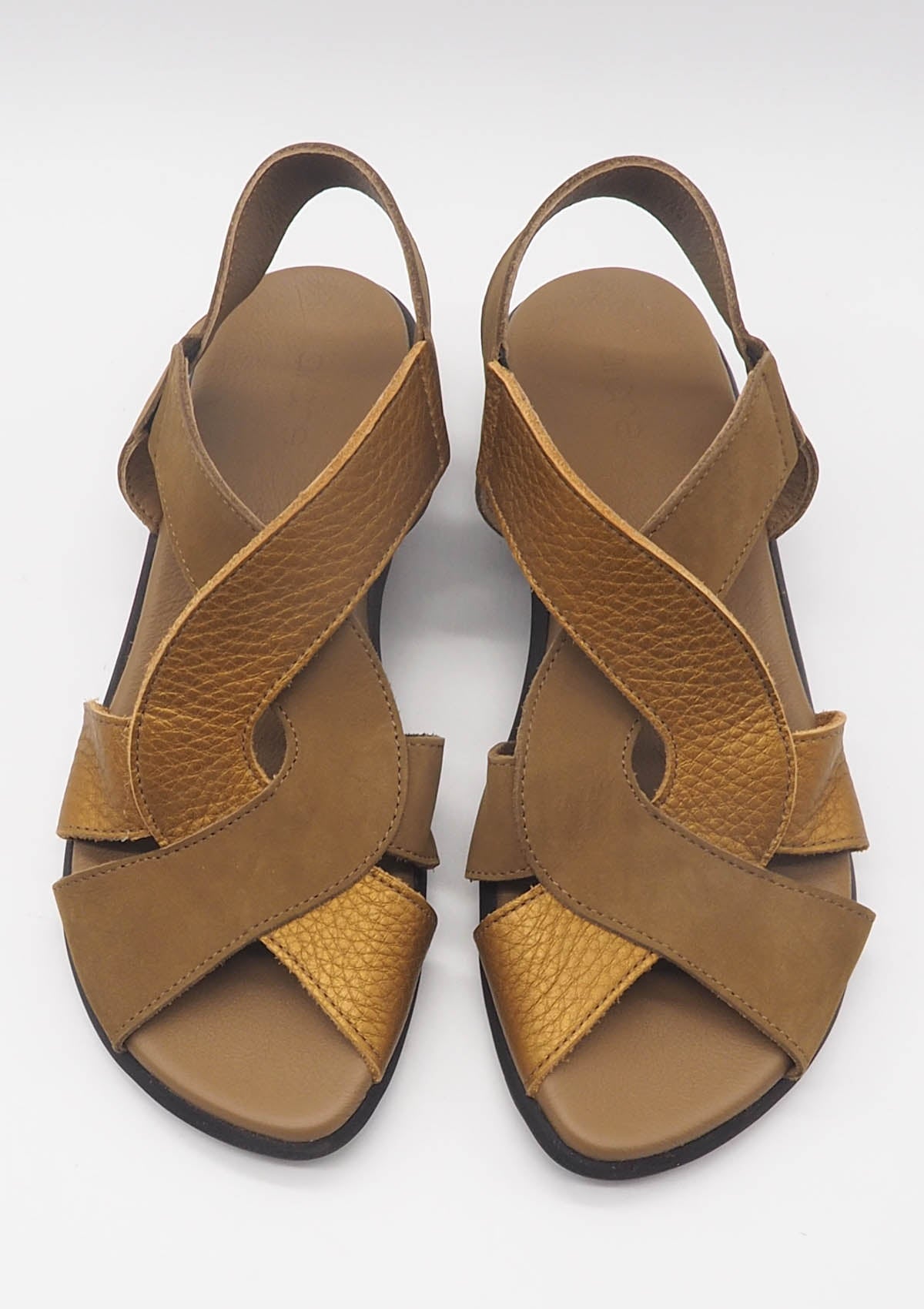 Damen Sandale aus Nubukleder in Hellbraun & Gold - 3cm - Sarozz Damen Sandalen Arche