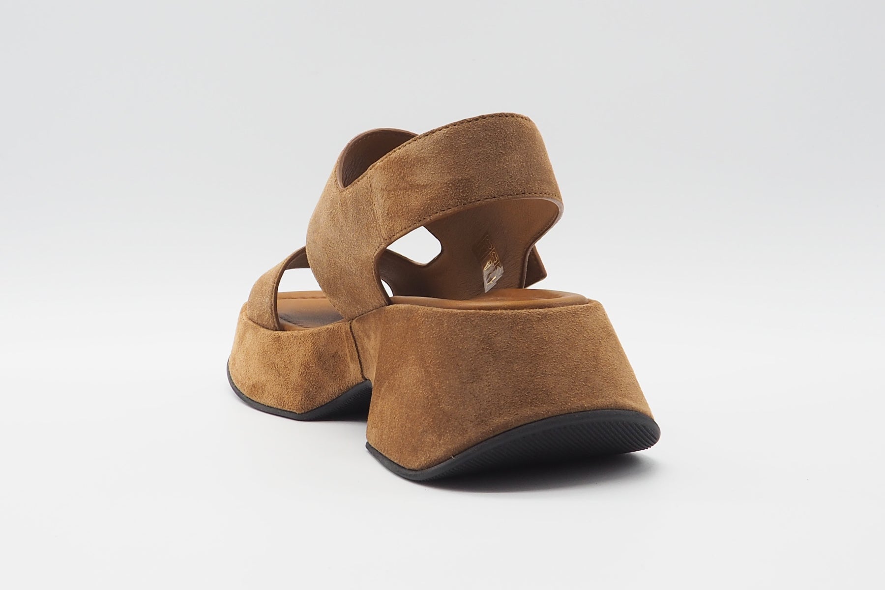 Damen Sandale aus Veloursleder in Braun - Absatz 2cm Damen Sandalen Vic Matié