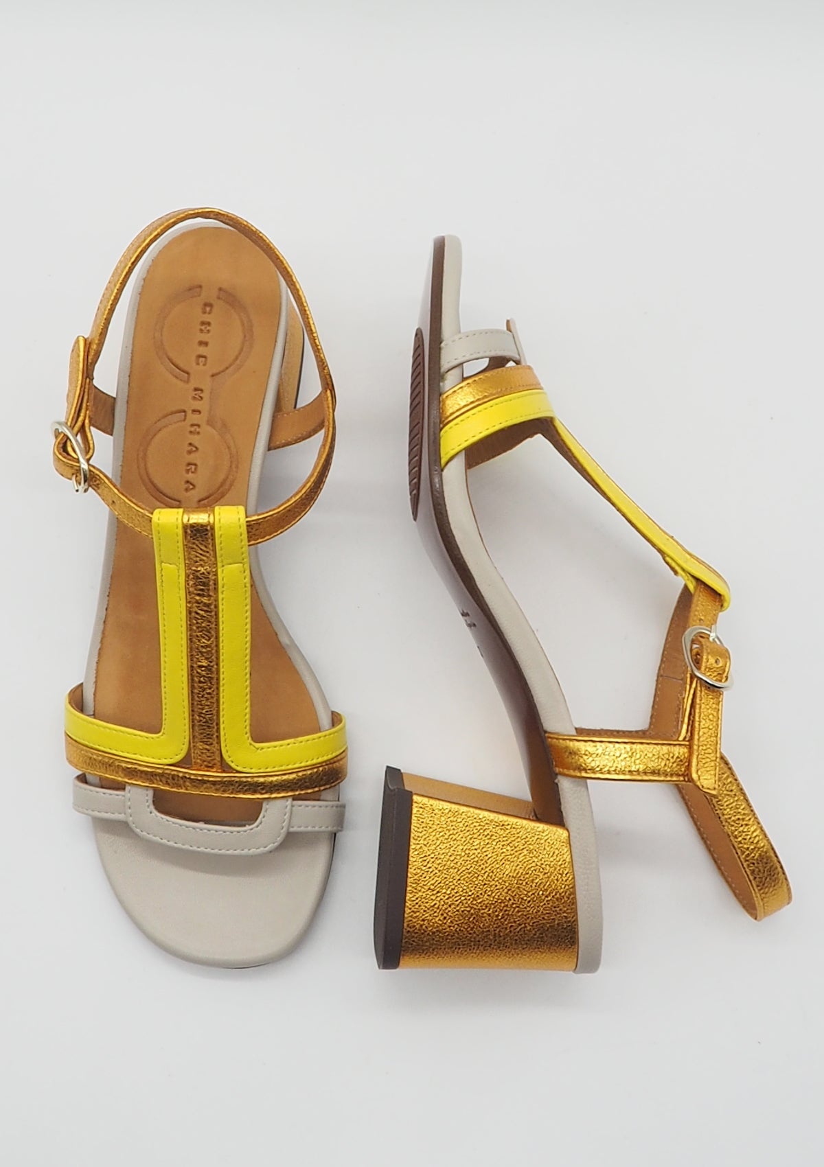 Damen Sandale mit T-Spange aus Leder in Gelb, Gold & Grau - Laluce Damen Sandalen Chie Mihara