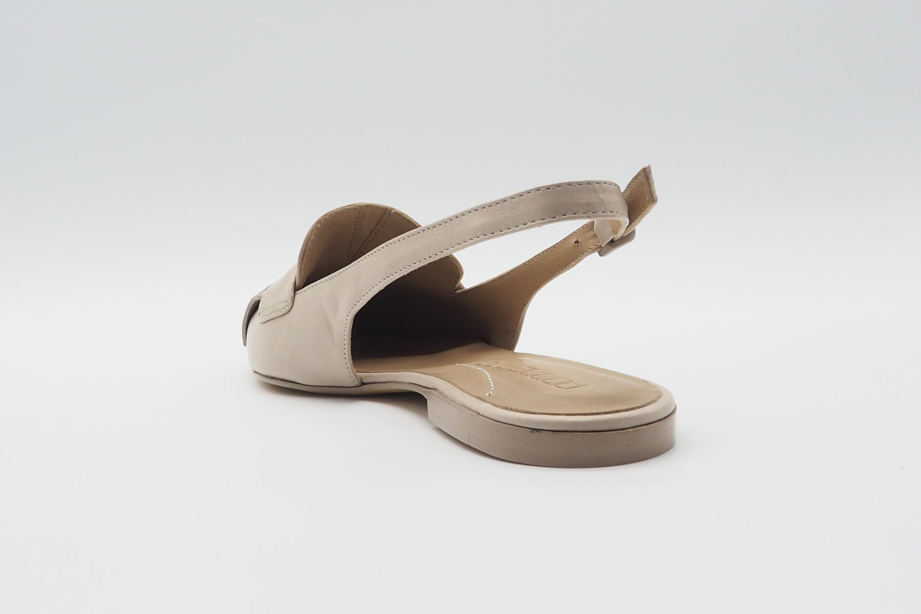 Damen Sling aus Leder in Nude im Loaferschnitt mit Fransen Damen Pumps & Slings Pomme D'or