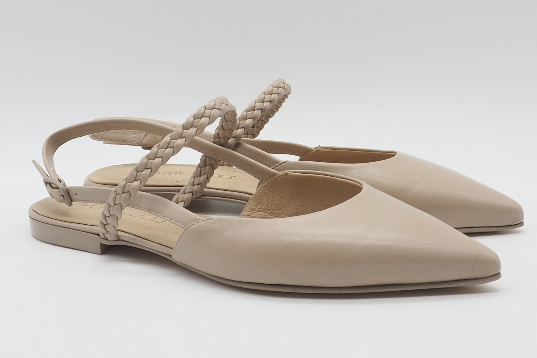 Damen Sling aus Leder in Skin mit geflochtenem Ristriemen - 1 cm Absatz Damen Pumps & Slings Pomme D'or