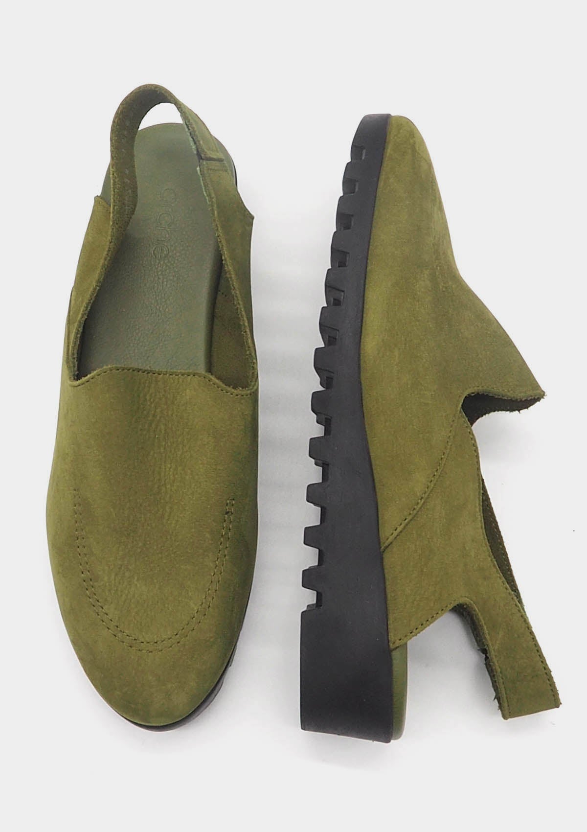 Damen Sling aus Nubukleder in Grün- 3cm - Lomoka Damen Sling Arche
