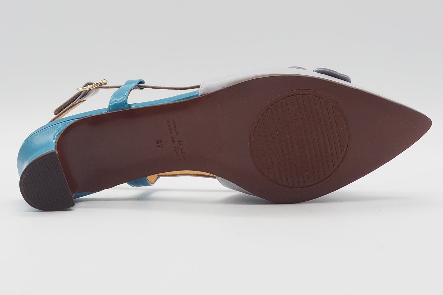 Damen Sling aus softem Leder in hellem Blaugrau mit Blüten - Hazel Damen Pumps & Slings Chie Mihara