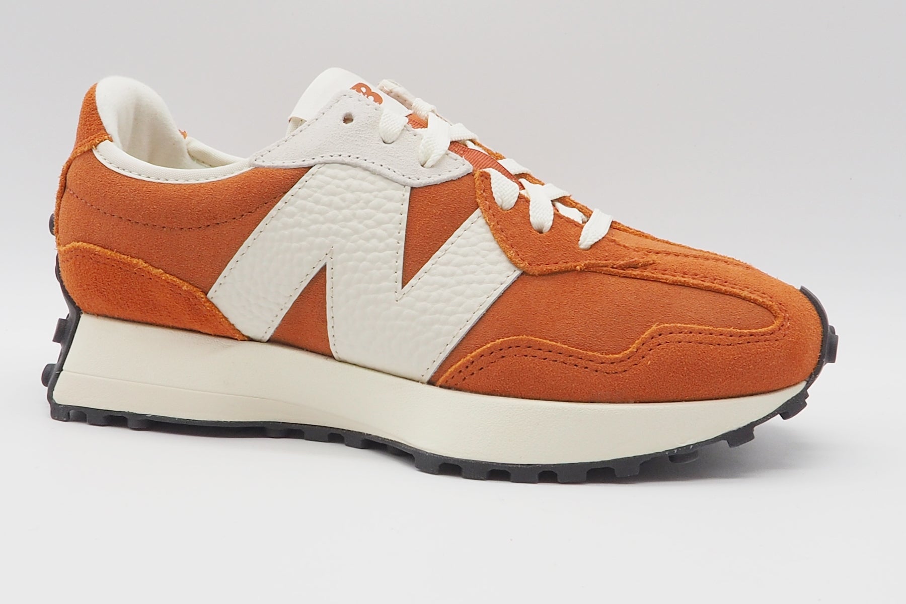 Damen Sneaker 327 aus Veloursleder in Orange - Kultmodell Damen Sneaker New Balance