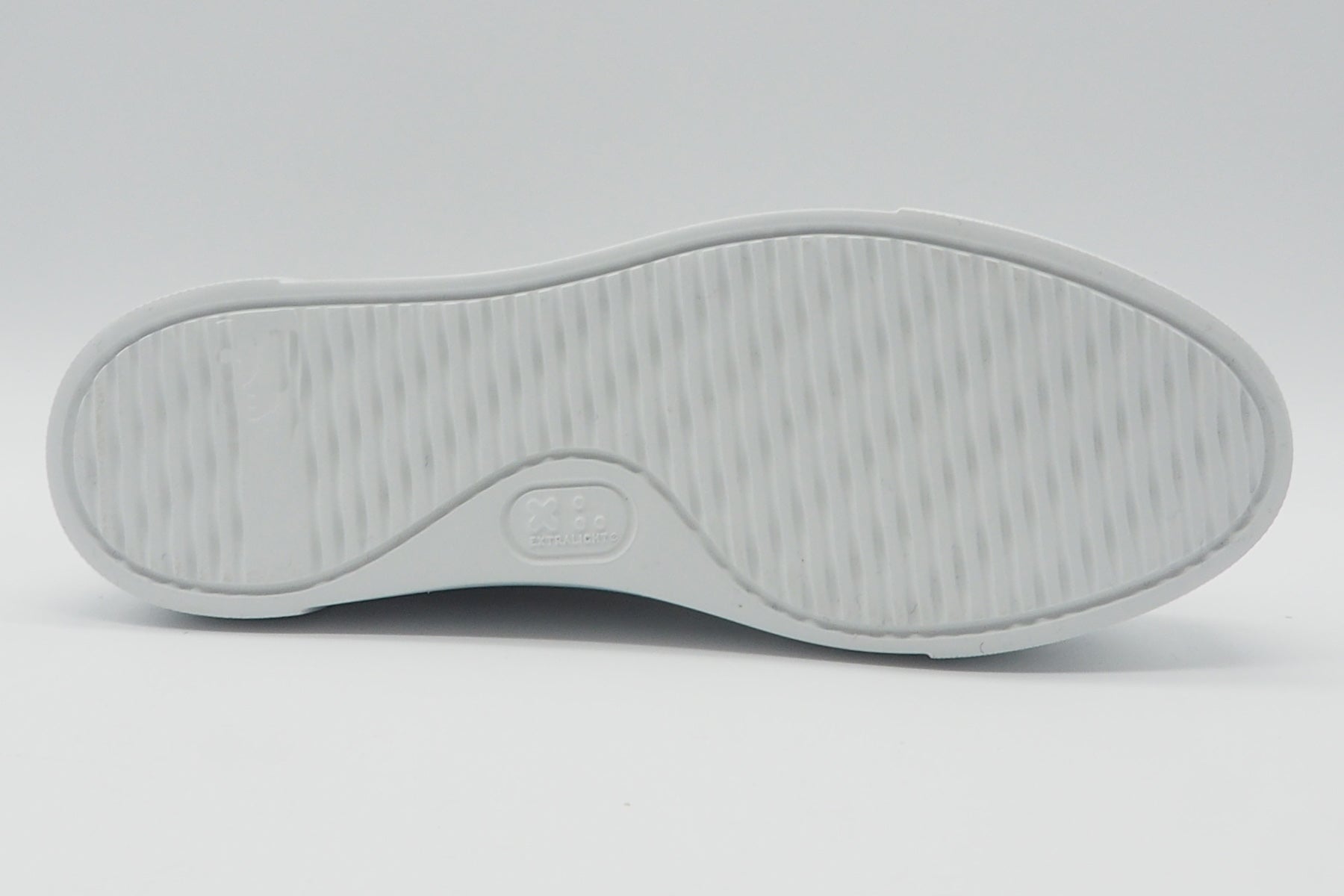 Damen Sneaker aus Glattleder in Weiß mit Pleatausohle Damen Sneaker Kennel & Schmenger