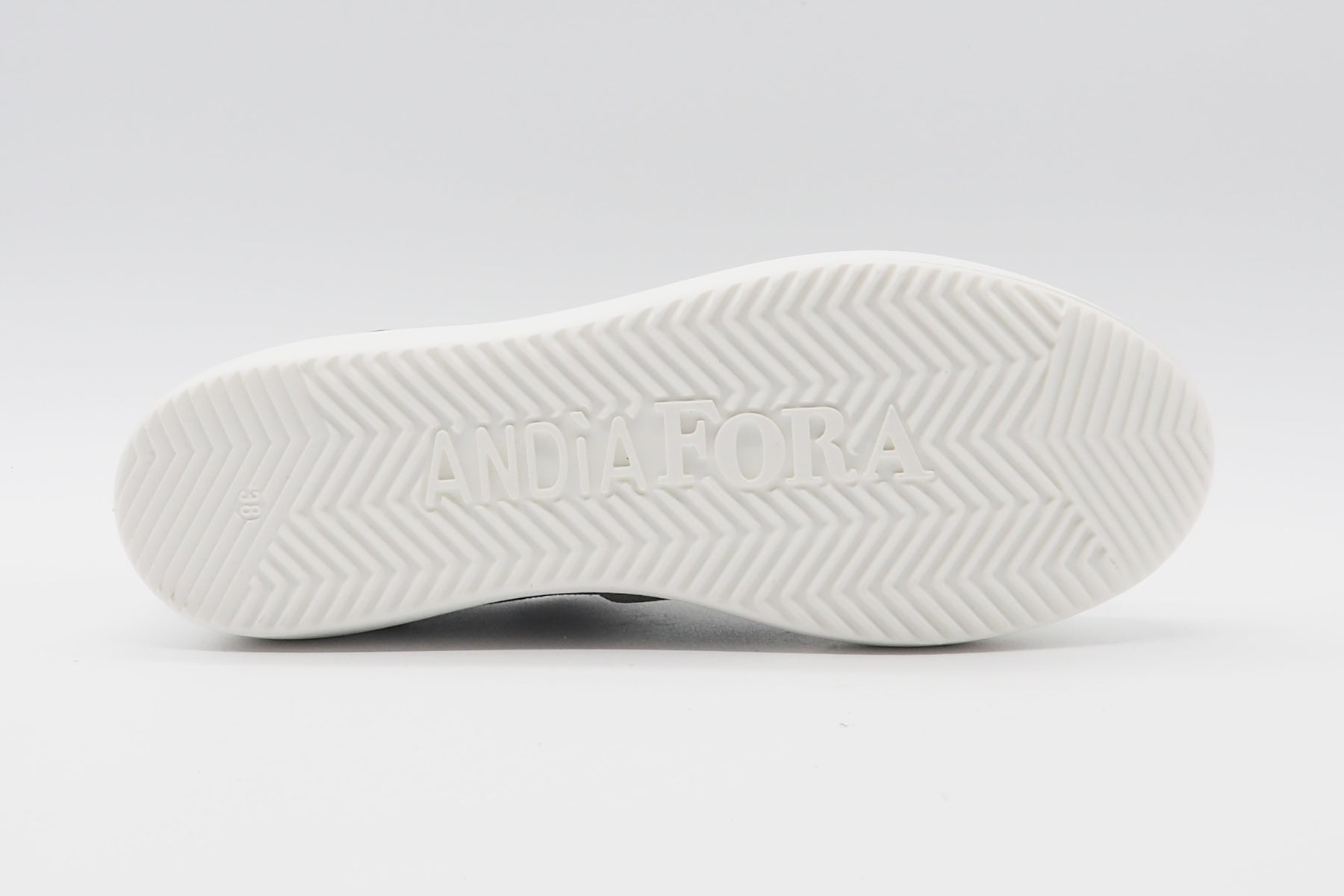 Damen Sneaker aus Jeans-Veloursleder in Militarygrün - Nina Damen Sneaker Andia Fora