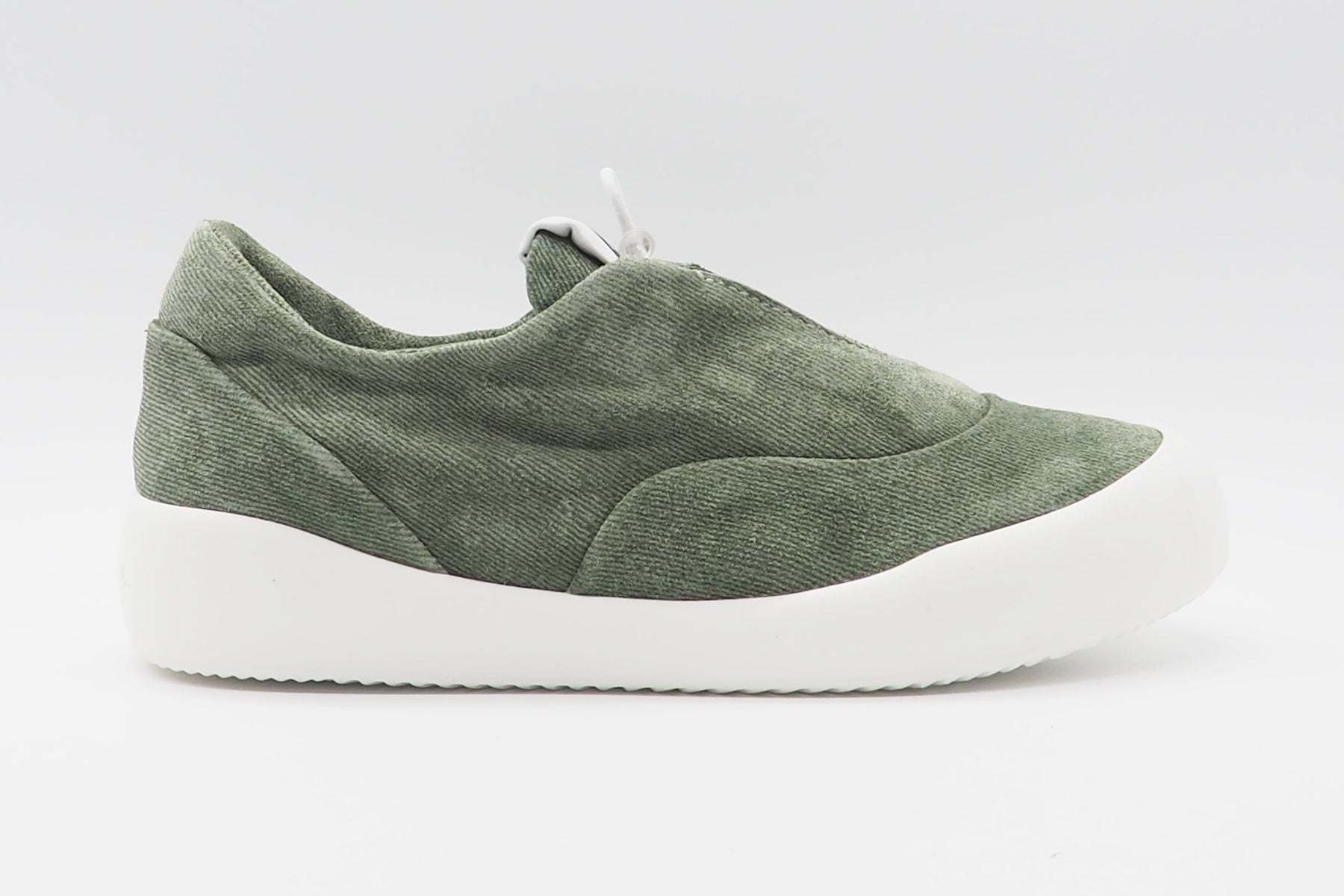 Damen Sneaker aus Jeans-Veloursleder in Militarygrün - Nina Damen Sneaker Andia Fora