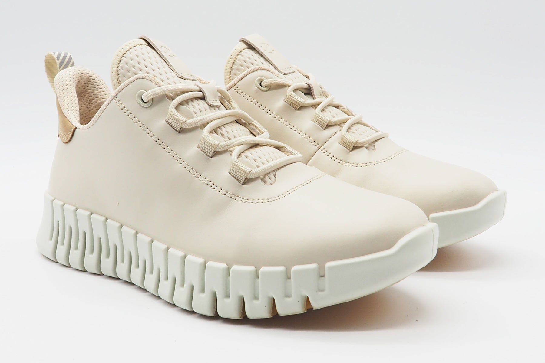 Damen Sneaker aus Leder in Beige - Gruuv Damen Sneaker Ecco