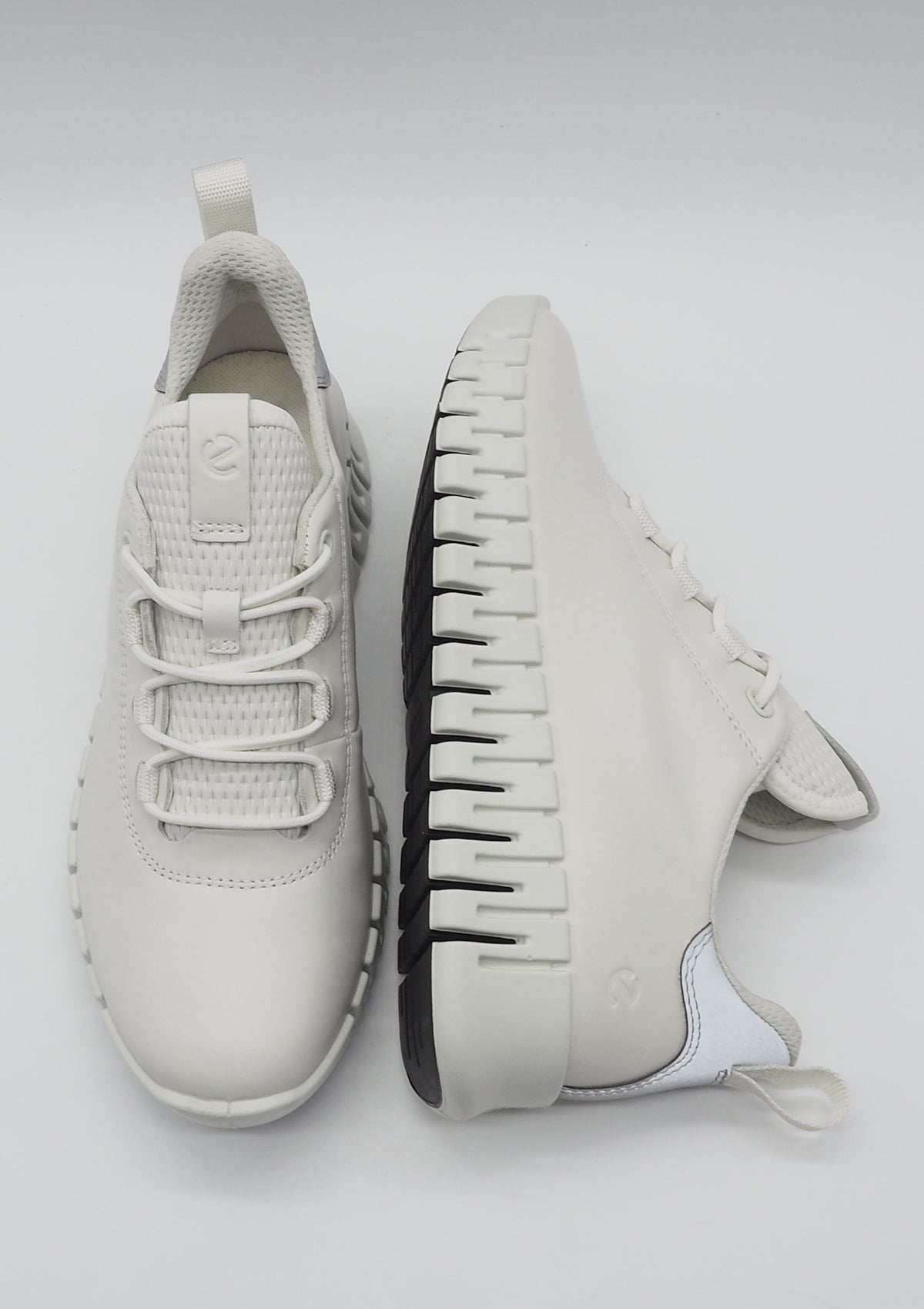 Damen Sneaker aus Leder in Offwhite - Gruuv Damen Sneaker Ecco